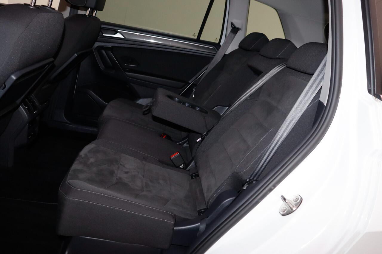 Volkswagen TIGUAN Allspace 1.5TSI Dsg HIGHLINE FULL LED | PANO | DIGI DASH | CARPLAY | KEYLESS | STOELVERW. |