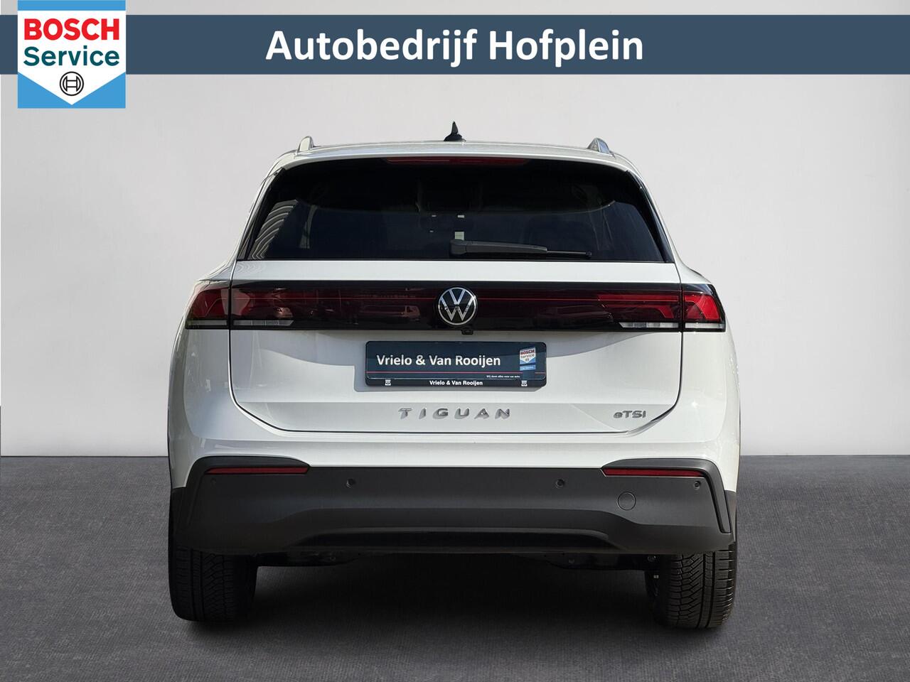 Volkswagen TIGUAN 1.5 eTSI Life Edition Automaat | Virtual Cockpit | LED Verlichting | 18"Lmv | Stoel / Stuurverwarming | Climate Control | Navigatie | PDC | Apple Carplay/Android Auto | Camera |Dode Hoek Detectie | ( Vestiging - Vianen Tel: 0347-371248 )