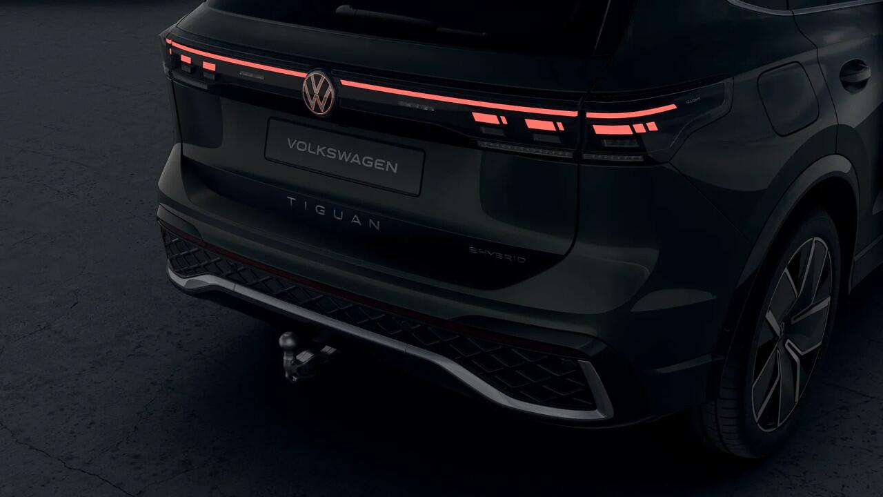 Volkswagen TIGUAN 1.5 eHybrid 204 6DSG R-Line Edition Automaat