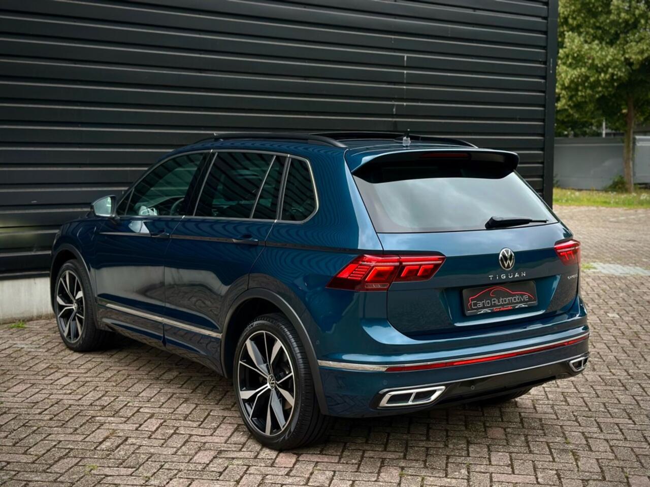 Volkswagen TIGUAN 1.4 TSI eHybrid R-LINE PANO|360|IQ|LEDER|ACC|DCC VOL!