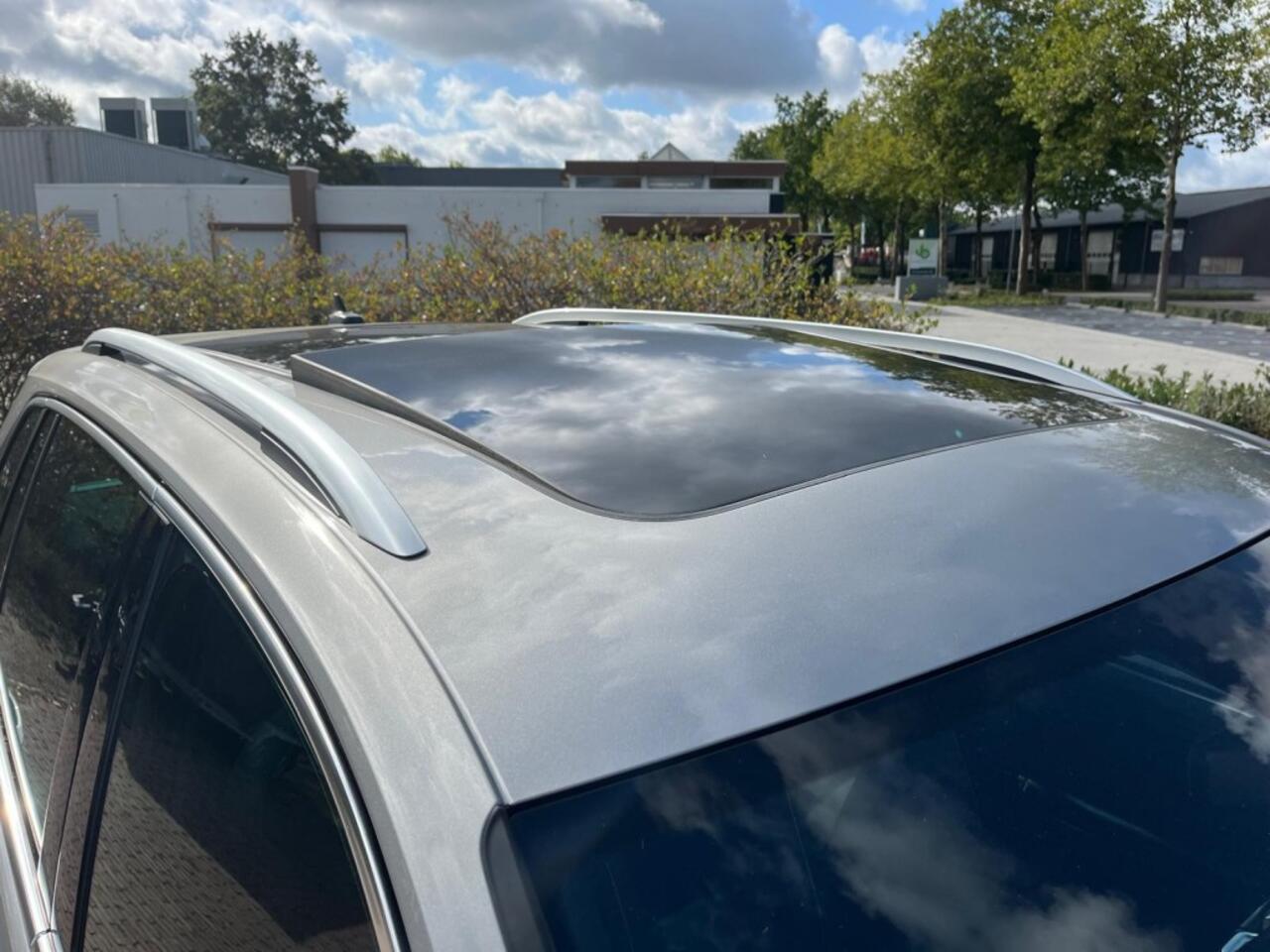 Volkswagen TIGUAN 1.5 TSI DSG R-Line / Trekhaak-Pano-Carplay-Stoelver