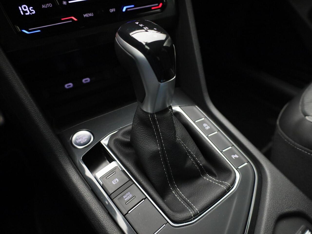 Volkswagen TIGUAN 1.5TSI/150PK R-Line Black Style DSG · Panoramadak · Camera · Apple/Android · Garantie t/m 29-07-2026 of 100000km