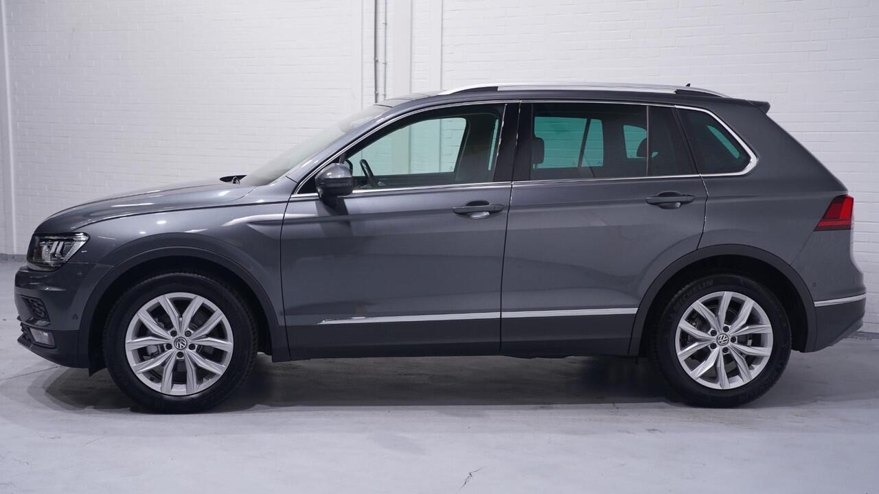 Volkswagen TIGUAN 1.5 TSI ACT Highline 1e Eig. NAP Clima Navi Camera Virtual Cockpit Parkeerhulp Led koplampen