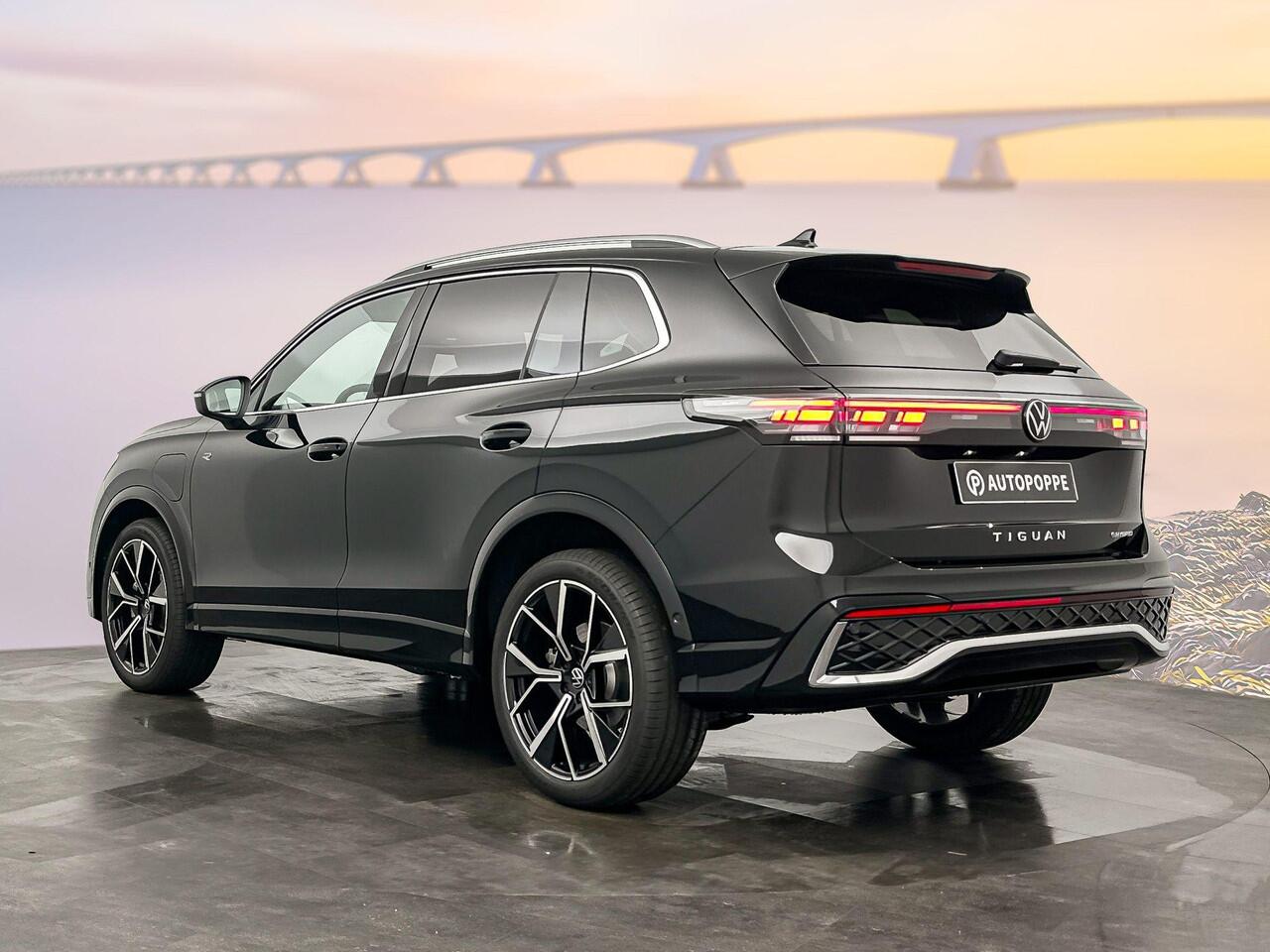 Volkswagen TIGUAN R-Line-Edition 1.5 eHybrid 200 kW / 272 pk SUV 6 v