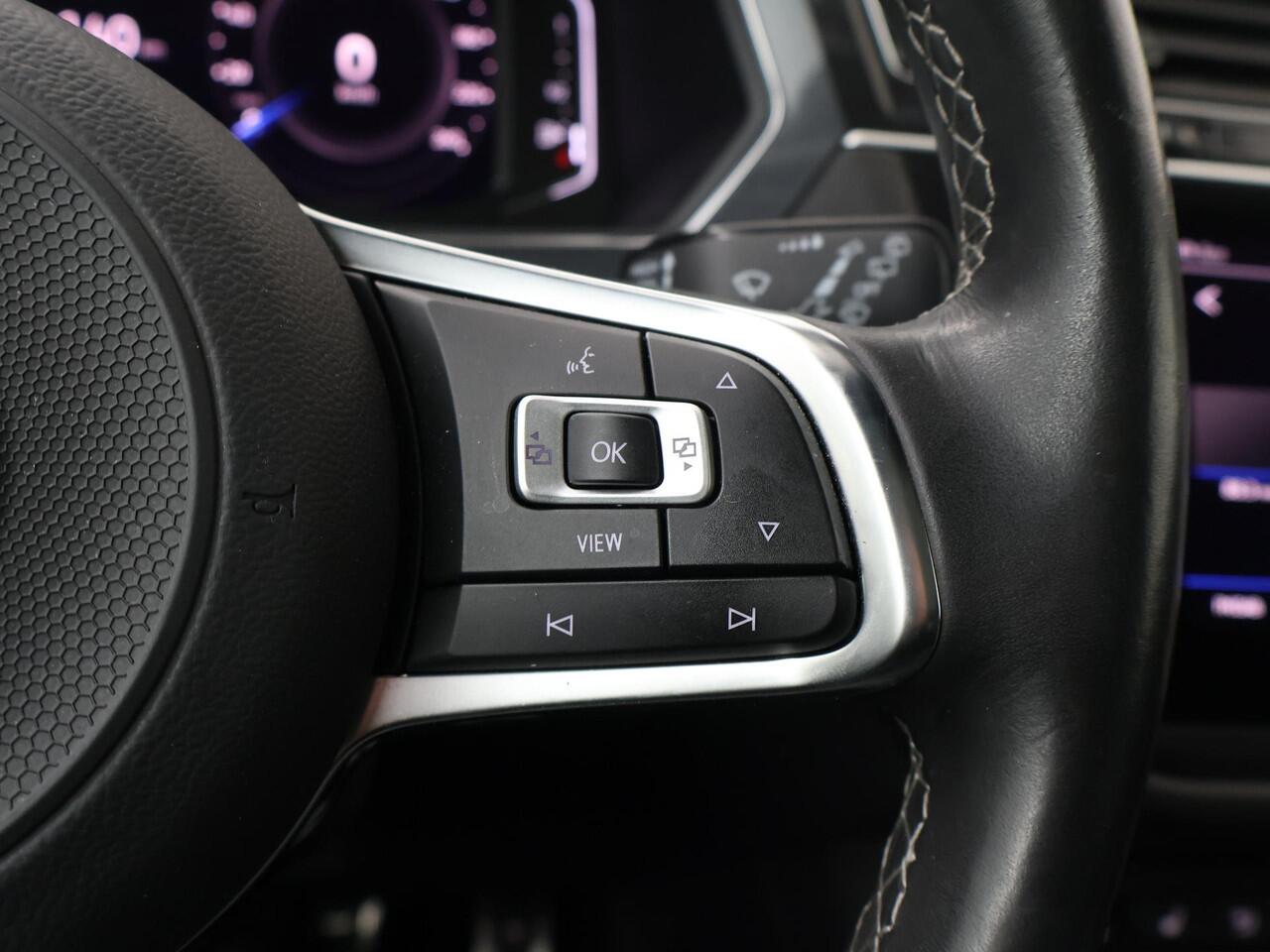 Volkswagen TIGUAN Allspace 1.5 TSI Highline Business R 7p. | 150 PK | Automaat | Panoramadak | Derde zitrij | Adaptive cruise control | 20" LM velgen |