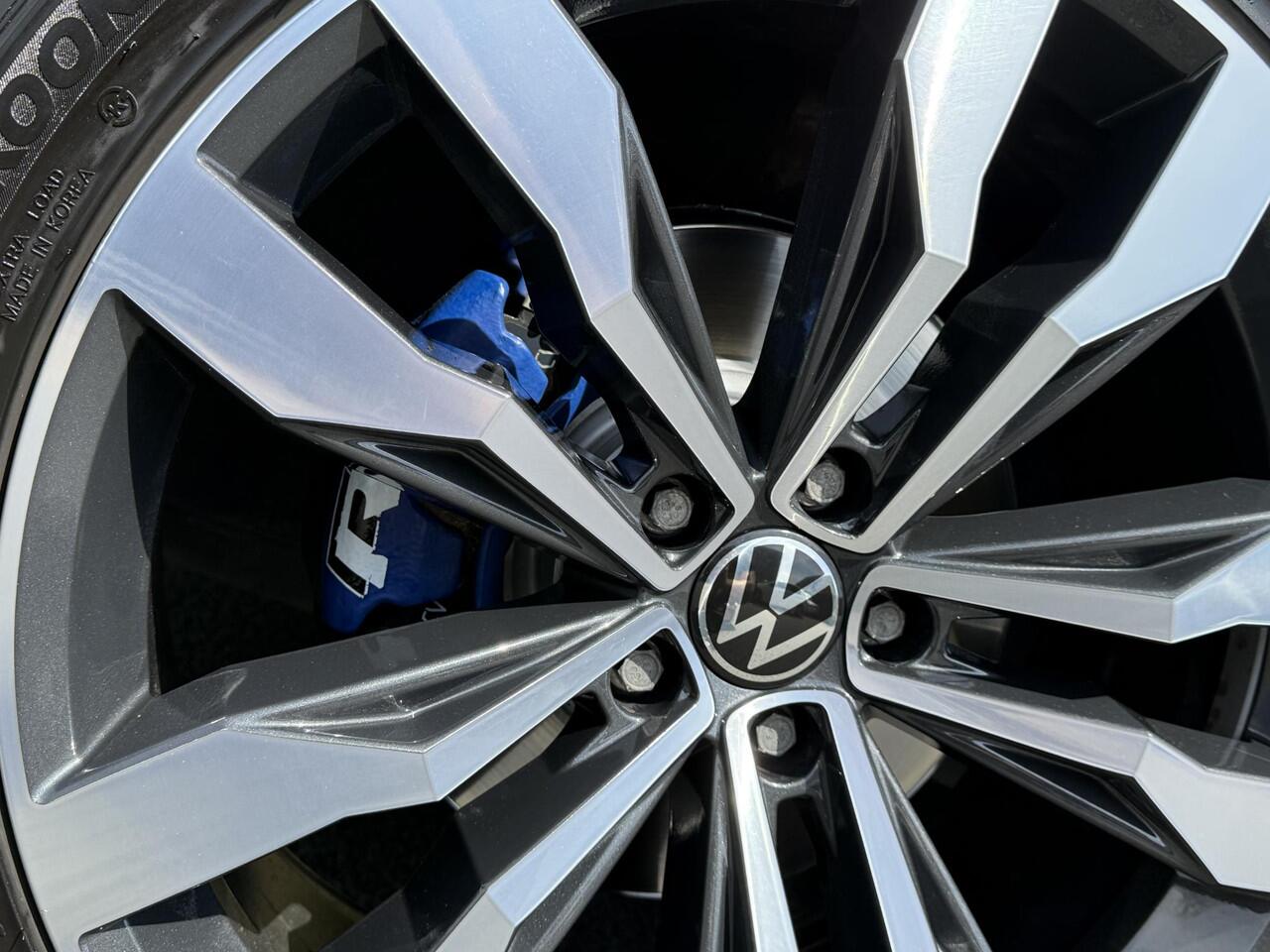 Volkswagen TIGUAN 1.5 TSI 150PK DSG R-LineoPanooACC