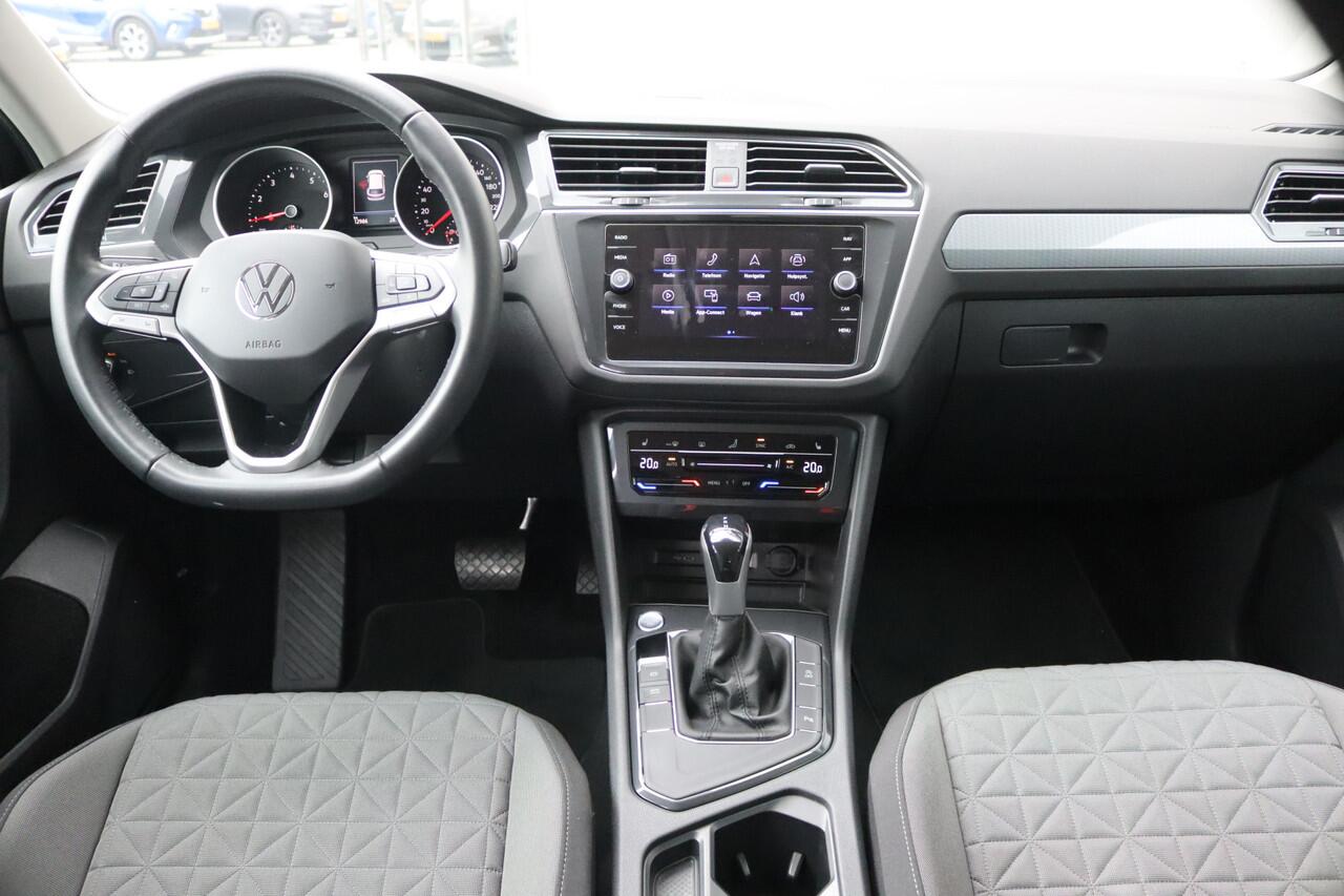 Volkswagen TIGUAN 1.5 TSI 150PK Automaat Life Navigatie/Camera/Stoelverwarming/Keyless