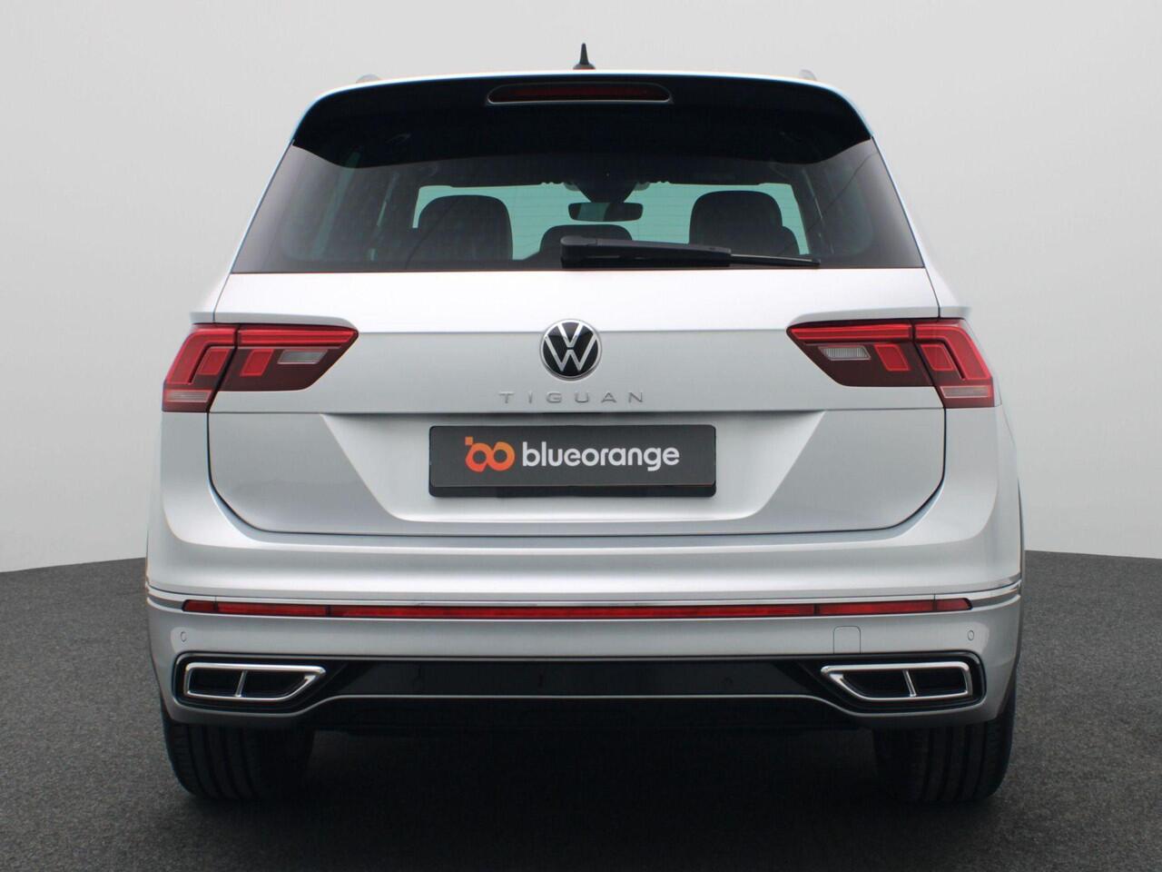 Volkswagen TIGUAN 1.5 TSI R-Line Business 150PK DSG Matrix LED, navi via apple carplay/android auto, clima, pdc voor en achter, lane assist, 19" lichtmetaal, adaptive cruise