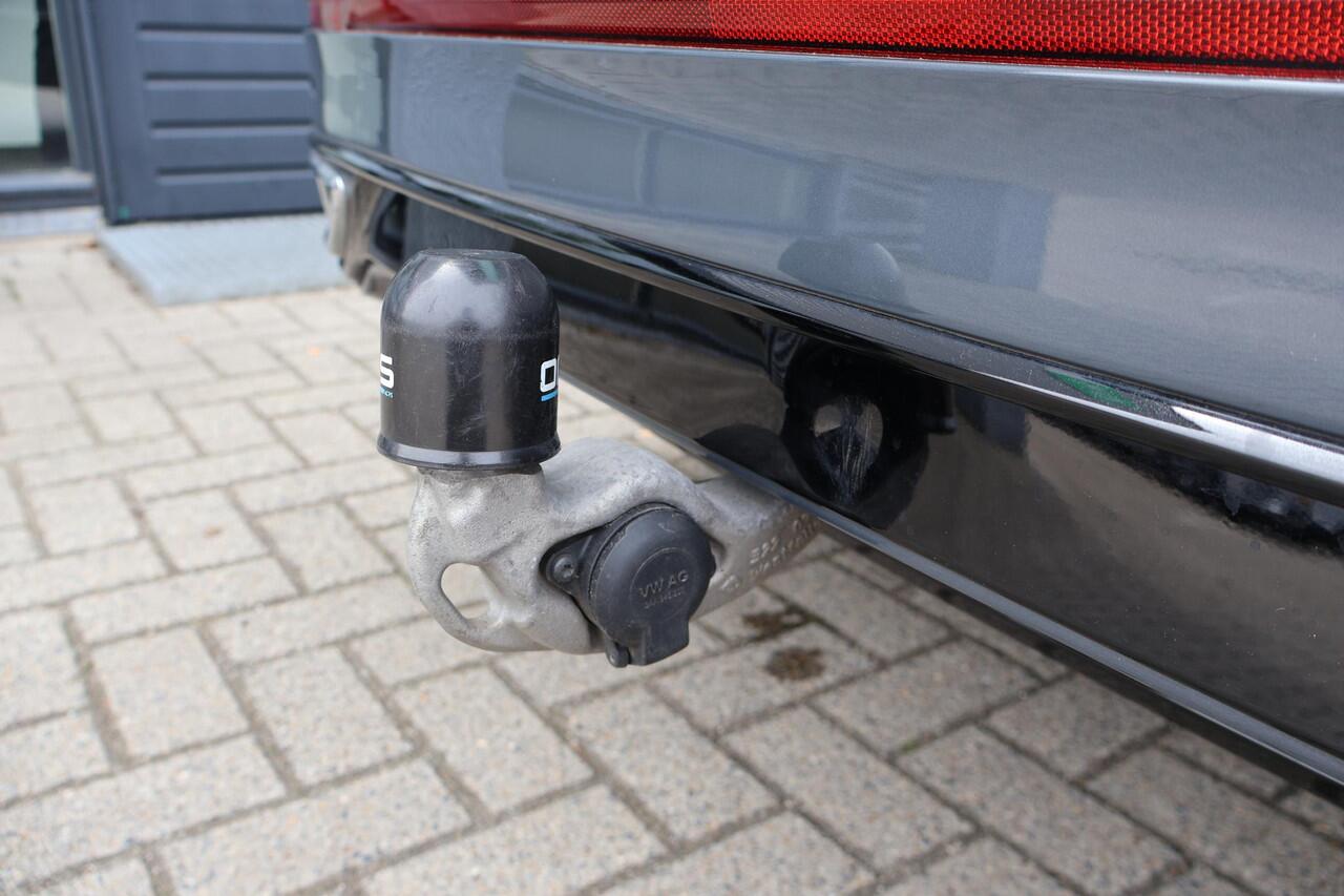 Volkswagen TIGUAN 1.5 R-Line Business+ 1e Eigenaar | Dealer Onderh | NL-Auto | BTW | Elek Trekhaak | IQ Light | Elek Klep | Camera | Matrix Led | Virtueel | Ad Cruise | Carplay | PDC