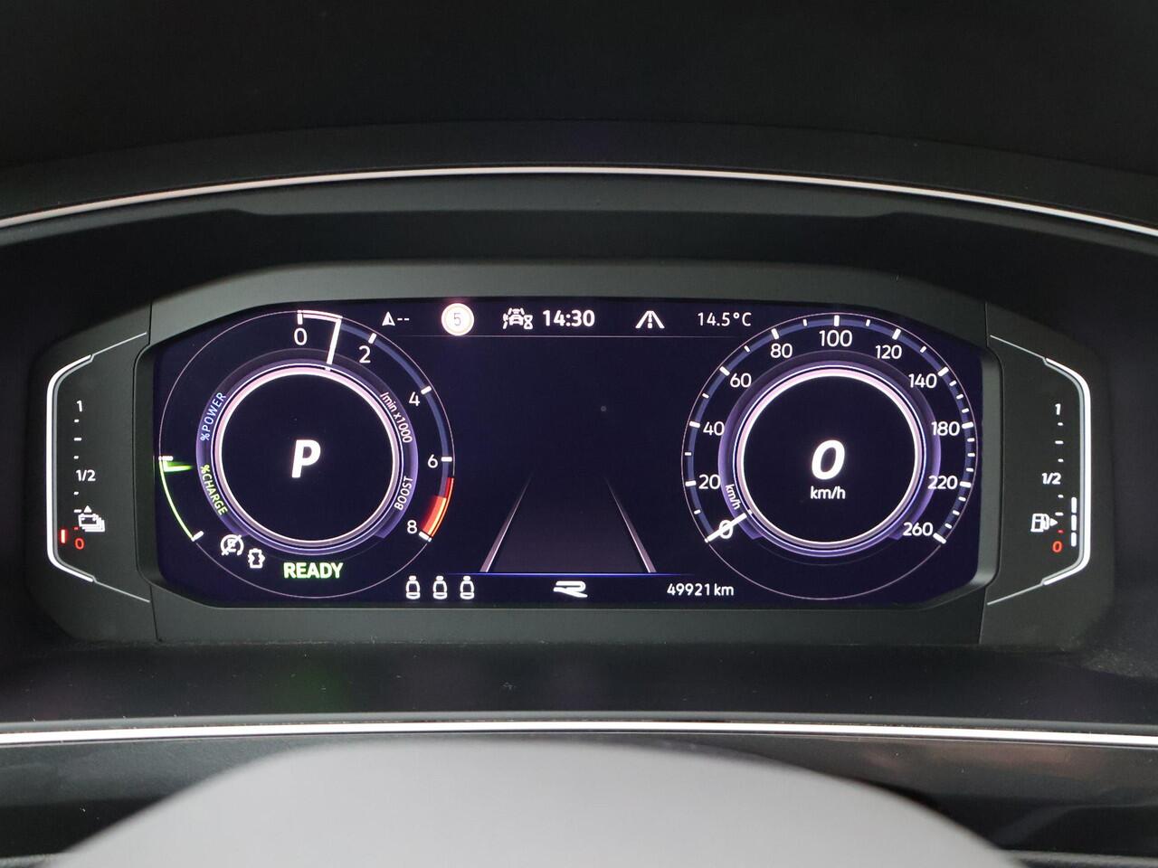 Volkswagen TIGUAN 1.4 TSI eHybrid R-Line Business+ | 245 PK | SoH 97% | Trekhaak wegklapbaar | Panoramadak | Navigatiesyteem | R-Line |