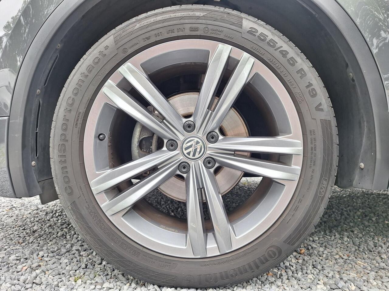 Volkswagen TIGUAN 1.5 TSI R-Line (Virtual,Navi,Carplay,Led)