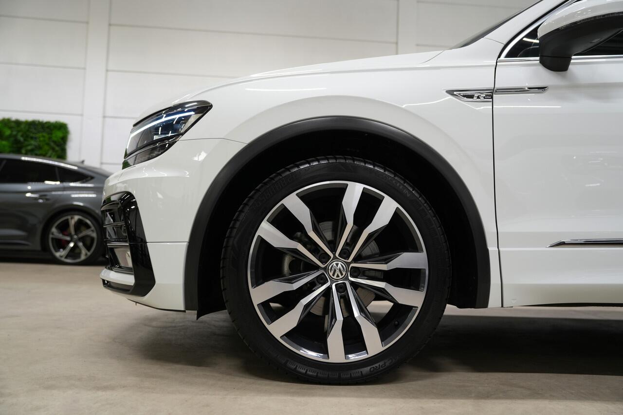 Volkswagen TIGUAN 1.5 TSI 3x R-Line * Virtual - Camera - ACC - Blind Spot - 20" - Head Up *