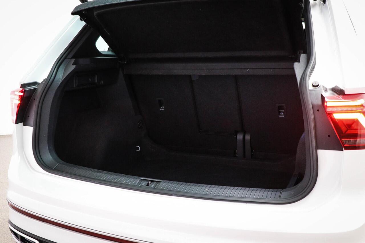 Volkswagen TIGUAN 1.5 TSI R-Line Business+ | VIRTUAL COCKPIT | MATRIX LED | 20"