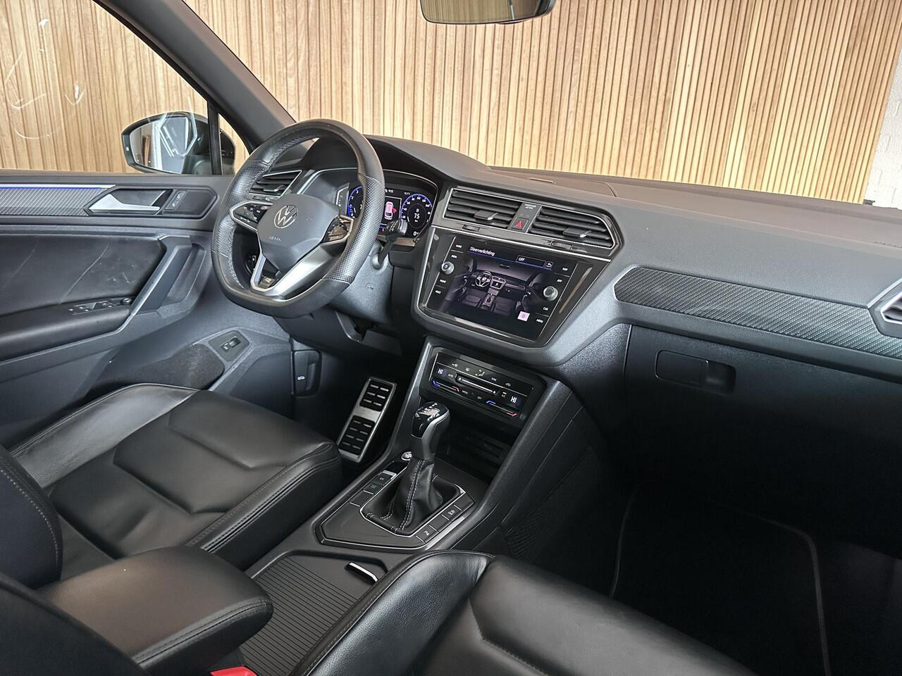 Volkswagen TIGUAN 1.5 TSI R-Line Business+ Lederen bekleding | Stoelverwarming | Trekhaak electrisch