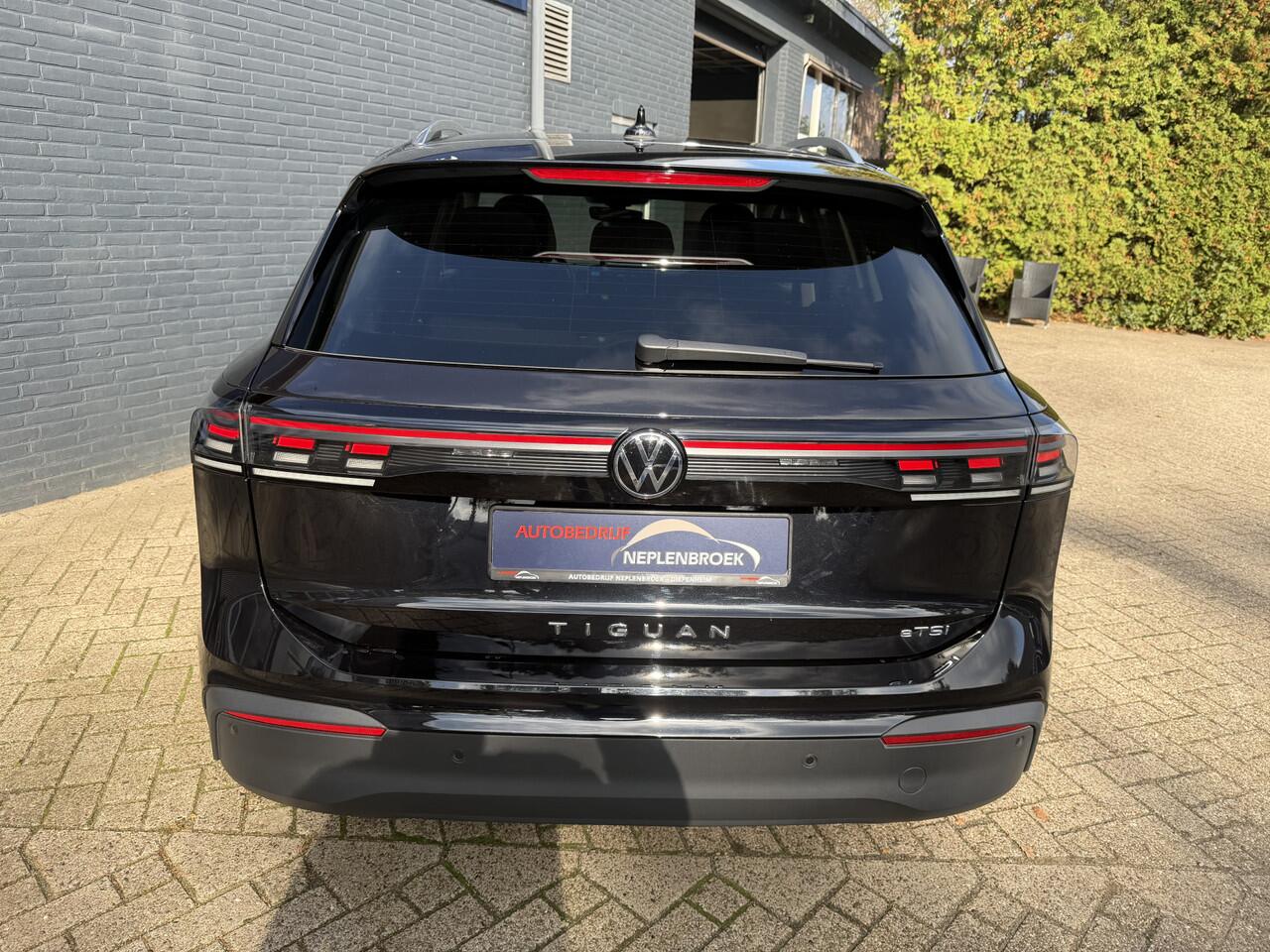 Volkswagen TIGUAN 1.5 eTSI 7-traps automaat Edition 150pk 20Inch 2025 km 20.147