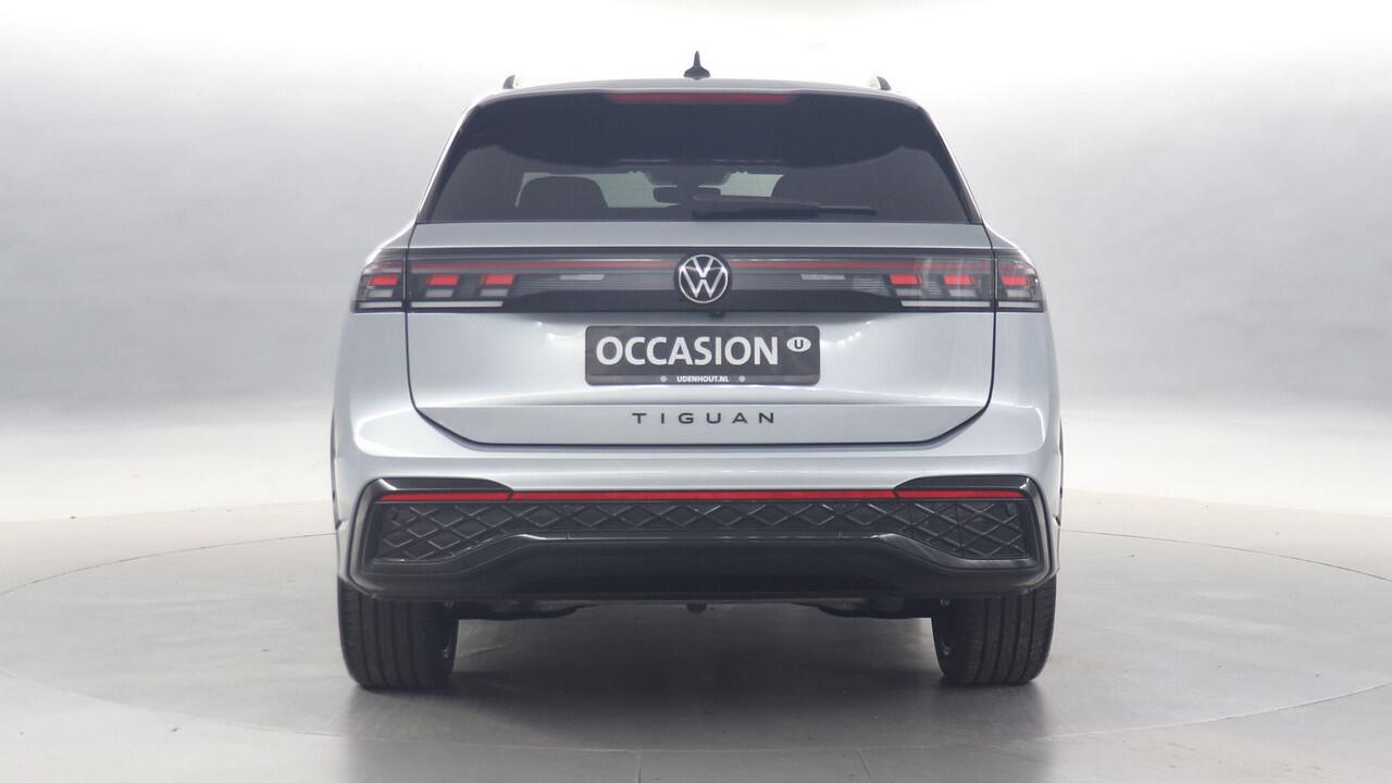 Volkswagen TIGUAN 1.5 eHybrid 272pk R-Line Edition PHEV DSG / Panoramadak / 350 Camera / Trekhaak