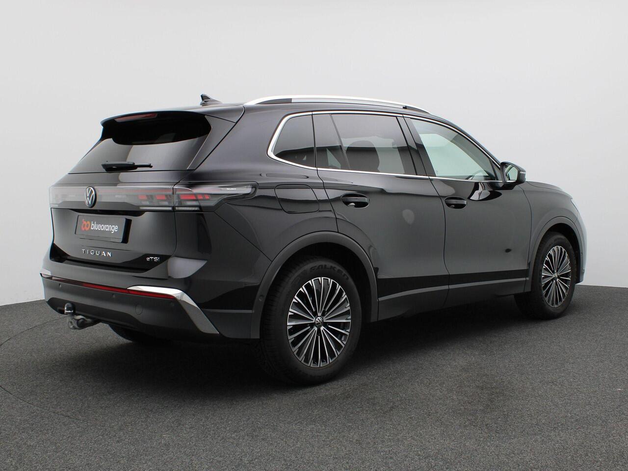 Volkswagen TIGUAN 1.5 eTSI Elegance 150PK Trekhaak, Matrix-Led, 18" Napoli, Navigatie, Adaptive Cruise Control, Elek. achterklep, Art Velours, Geluidsisolerende ramen