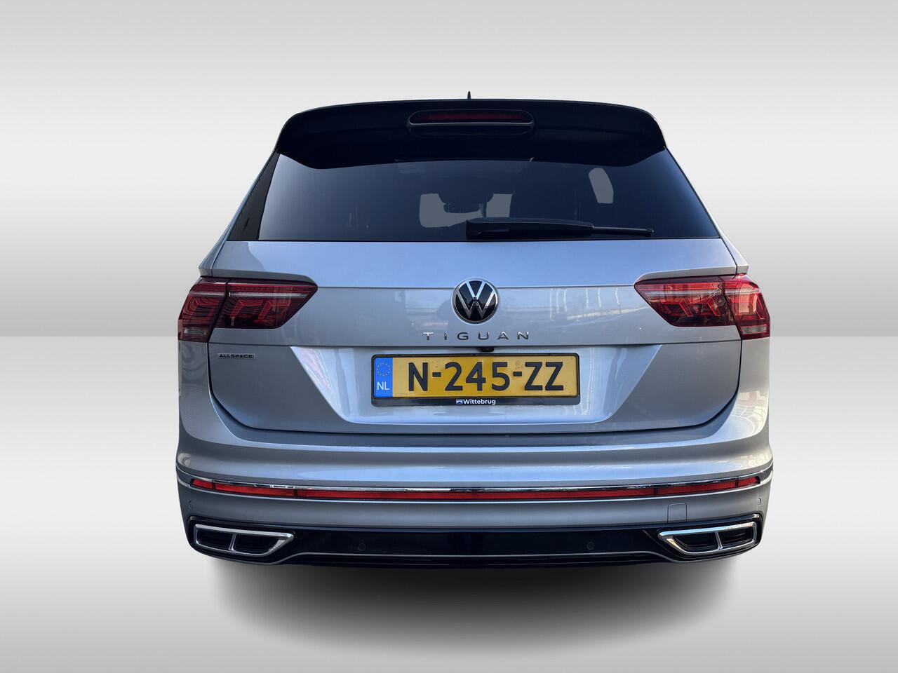 Volkswagen TIGUAN Allspace 1.5 TSI R-Line Business+ 7 persoons DSG Automaat Winterpakket / El. achterklep / Panoramadak / Navigatie / Camera / Clima / LED