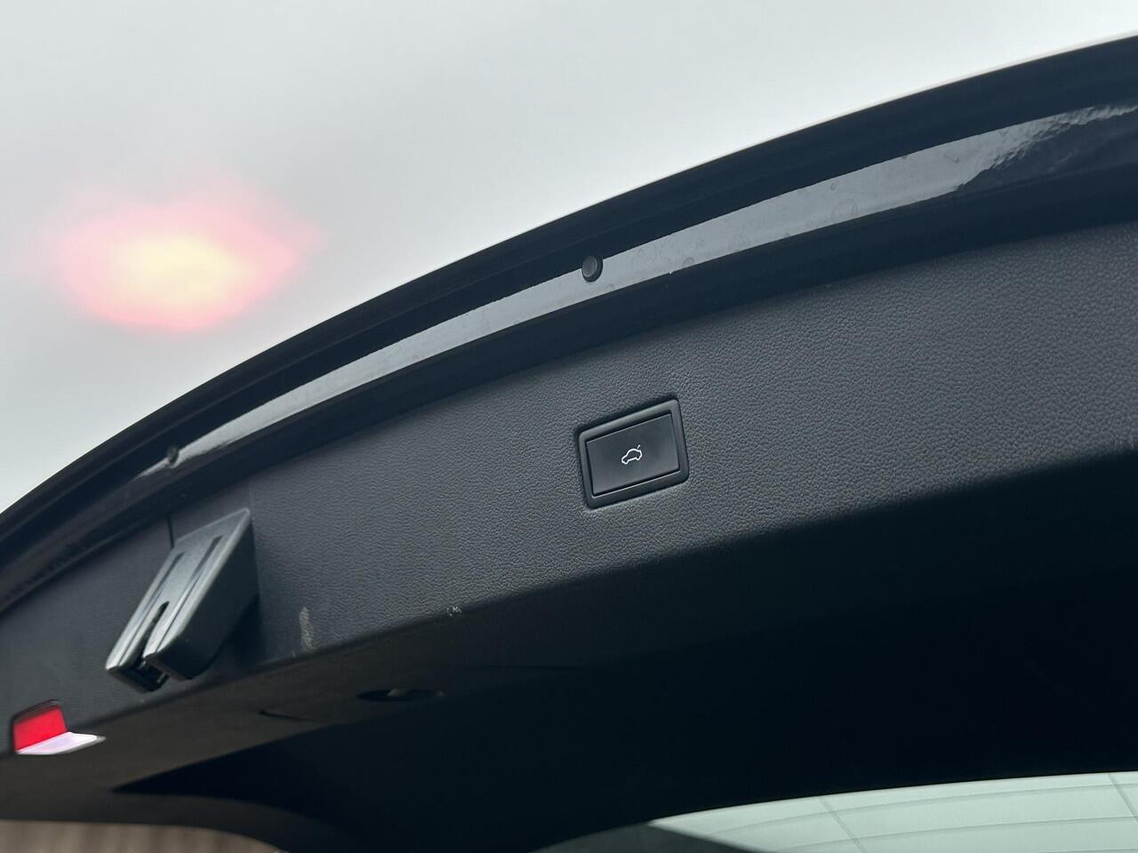 Volkswagen TIGUAN Allspace 1.5 TSI R-Line 7-PERSOONS 7P IQ HEADUP PANORAMA 3X R