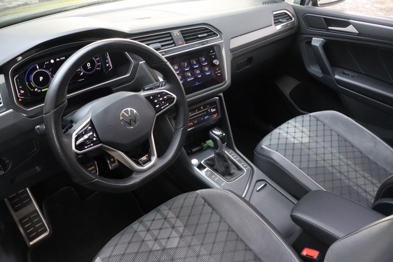 Volkswagen TIGUAN 1.4 TSI PHEV | Geen import | R Line | Panoramadak | Vol