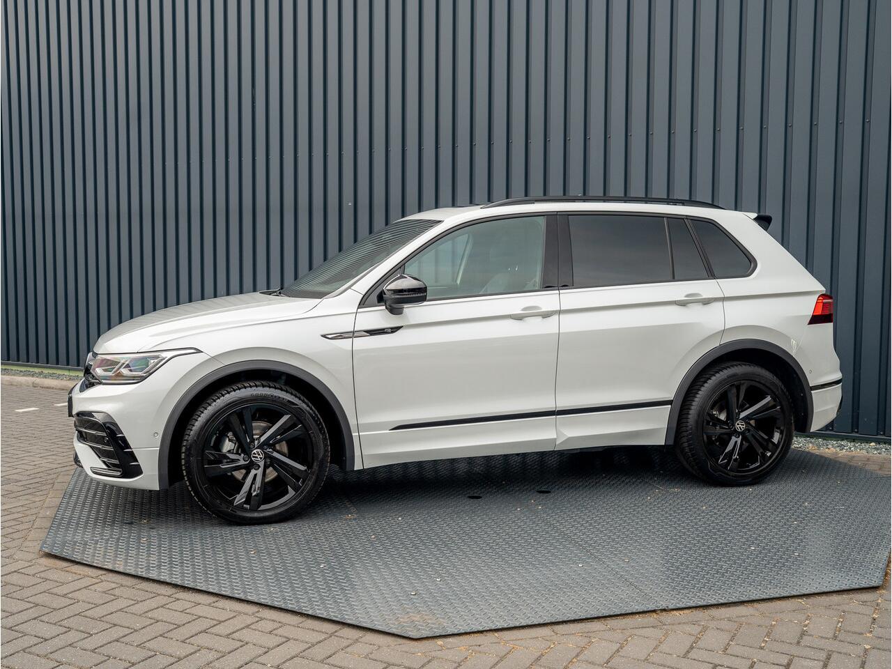 Volkswagen TIGUAN 1.5 TSI R-Line Business+ | Black Style | Panodak | Headup | IQ Light | Camera | Elk. A-klep | Prijs Rijklaar!!