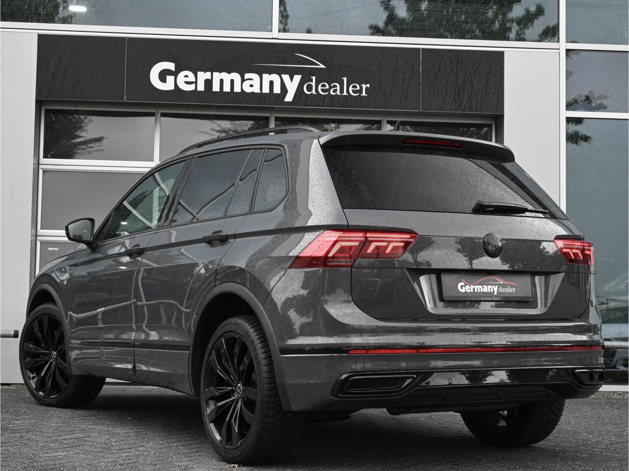 Volkswagen TIGUAN 1.4TSI E-Hybrid 245pk R-Line Pano Head-Up IQ-light 20-Inch Tr-haak Zetels Carbon