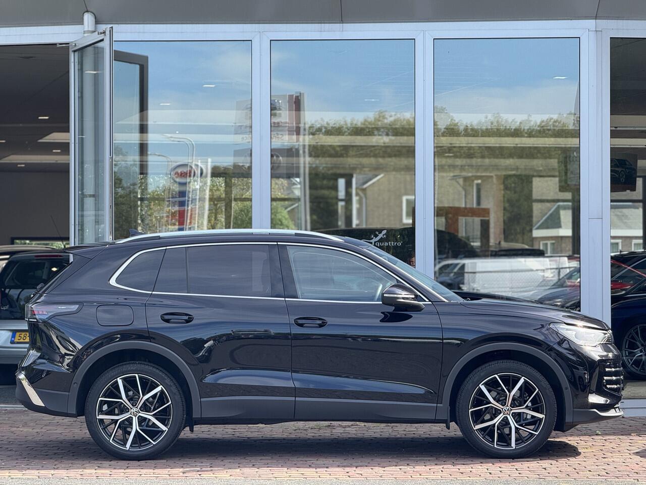 Volkswagen TIGUAN 1.5 eHybrid Elegance | Leer | Pano | Trekhaak