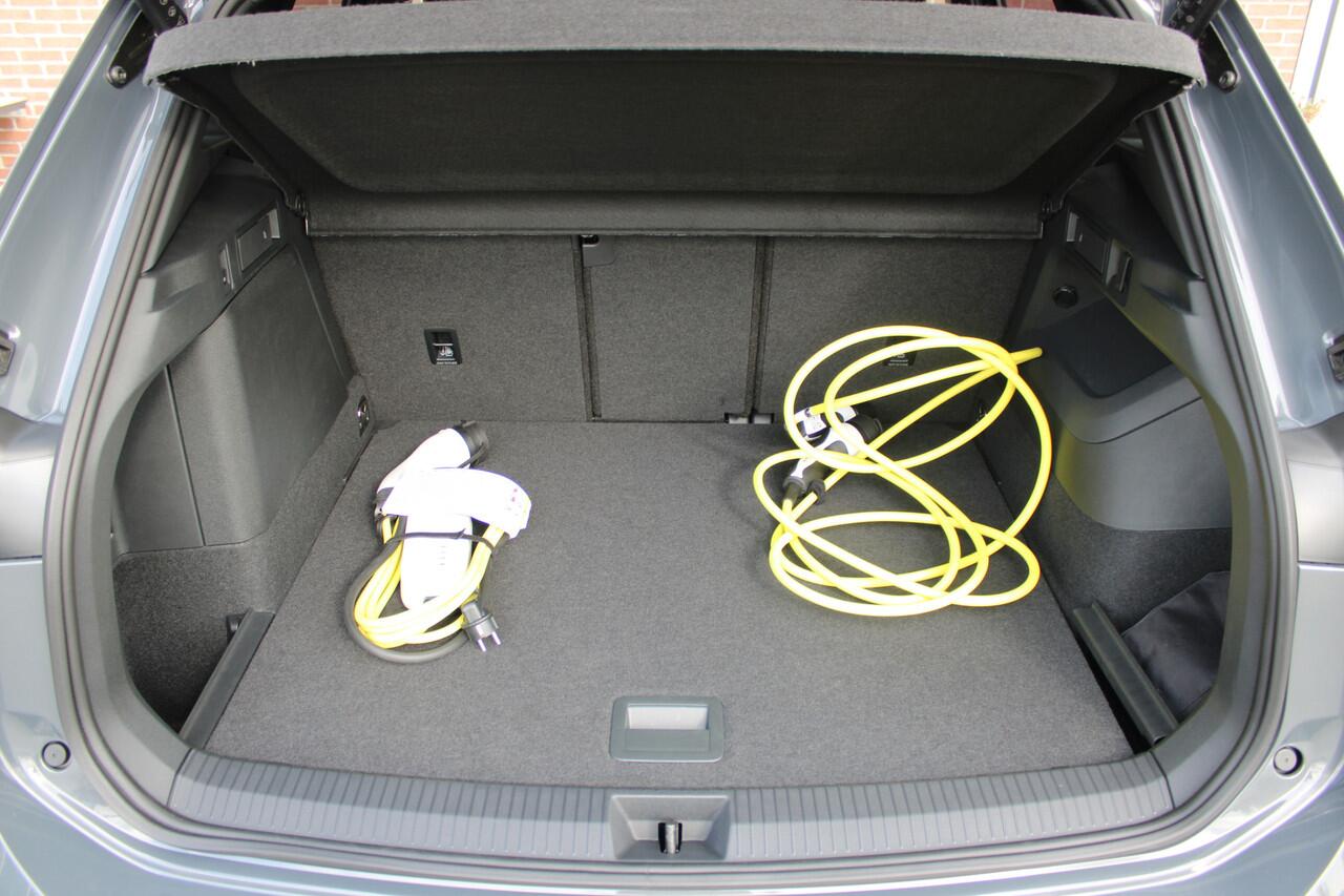 Volkswagen TIGUAN 1.5 eHybrid 272PK R-Line Business |PANO-DAK|TREKHAAK|BLACK-STYLE|ACC|IQ-LIGHTS|