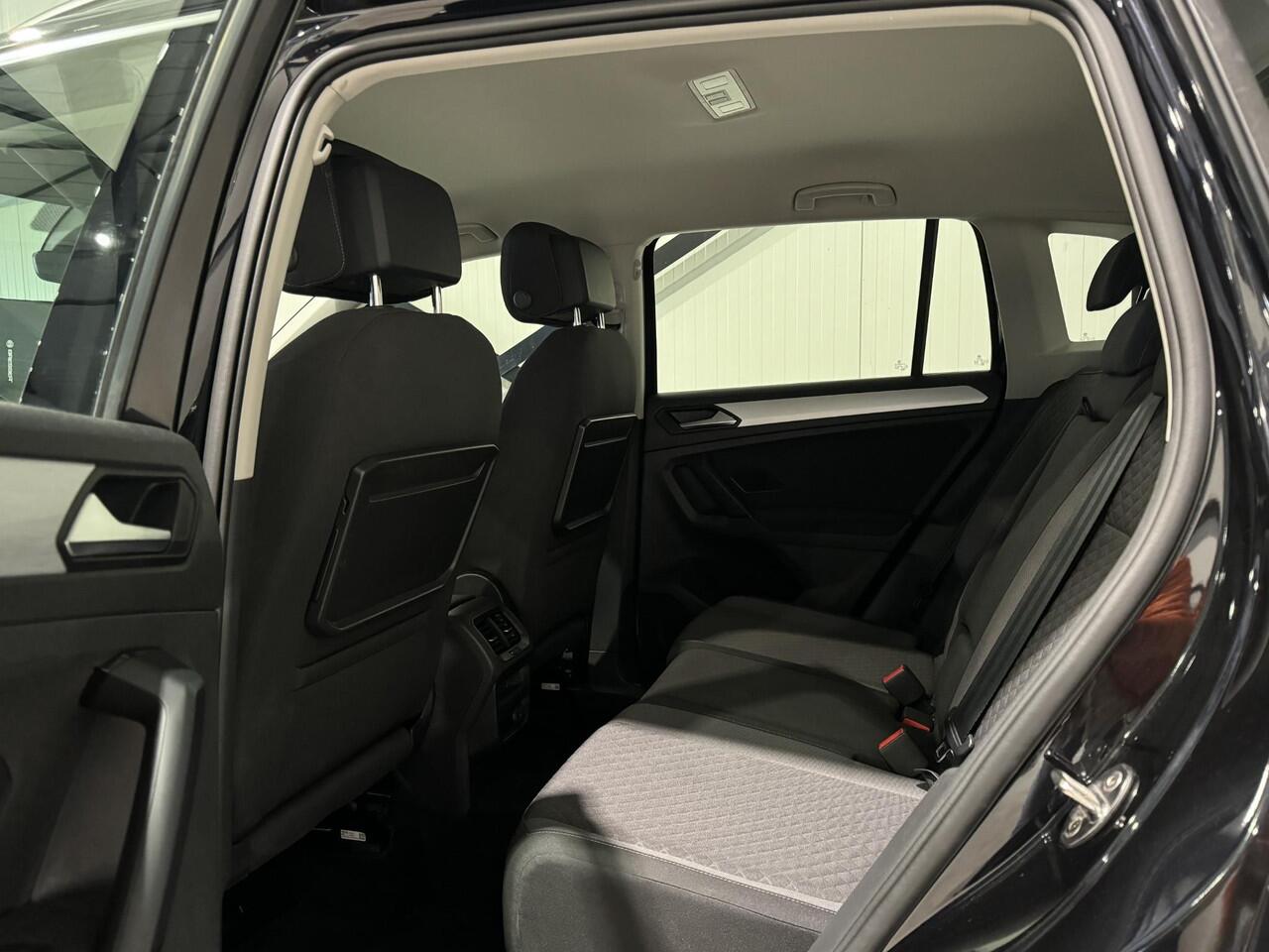 Volkswagen TIGUAN 1.5 TSI Comfortline | carplay | park-assist | stoelverwarming |