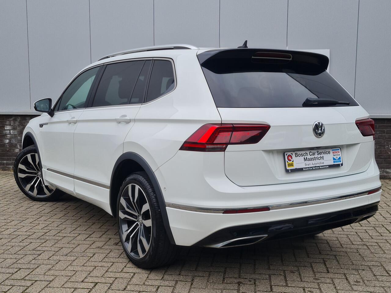 Volkswagen TIGUAN Allspace 1.5 TSI R-Line 7zits | 1Ste Eigenaar | Pano | 360 Camera | Leer | Navi | Xenon\Led | Dealer onderhouden Interesse, Proefrit? Bel of app met: 06-24 28 28 42