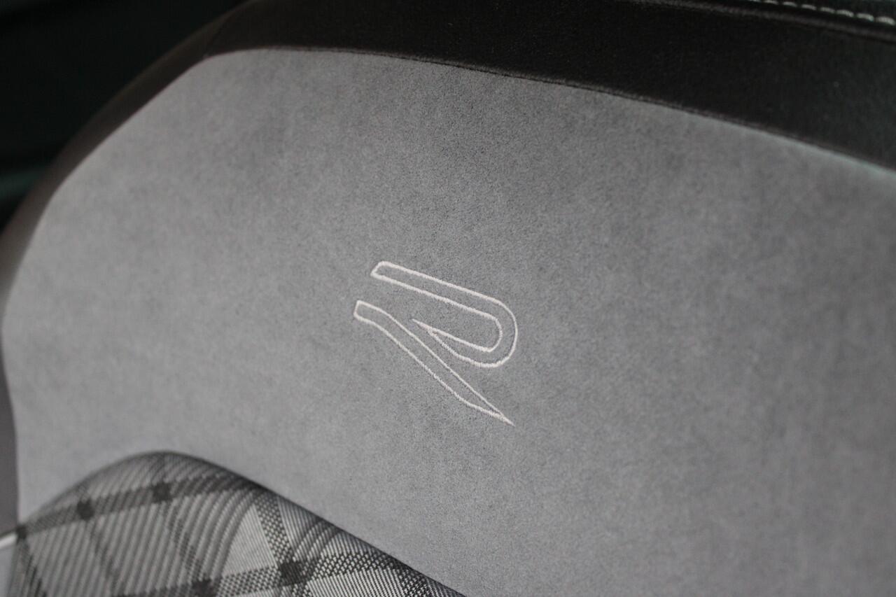 Volkswagen TIGUAN 1.5 TSI 150PK R-Line |TREKHAAK|KEYLESS|I.Q.LIGHTS|19-INCH|