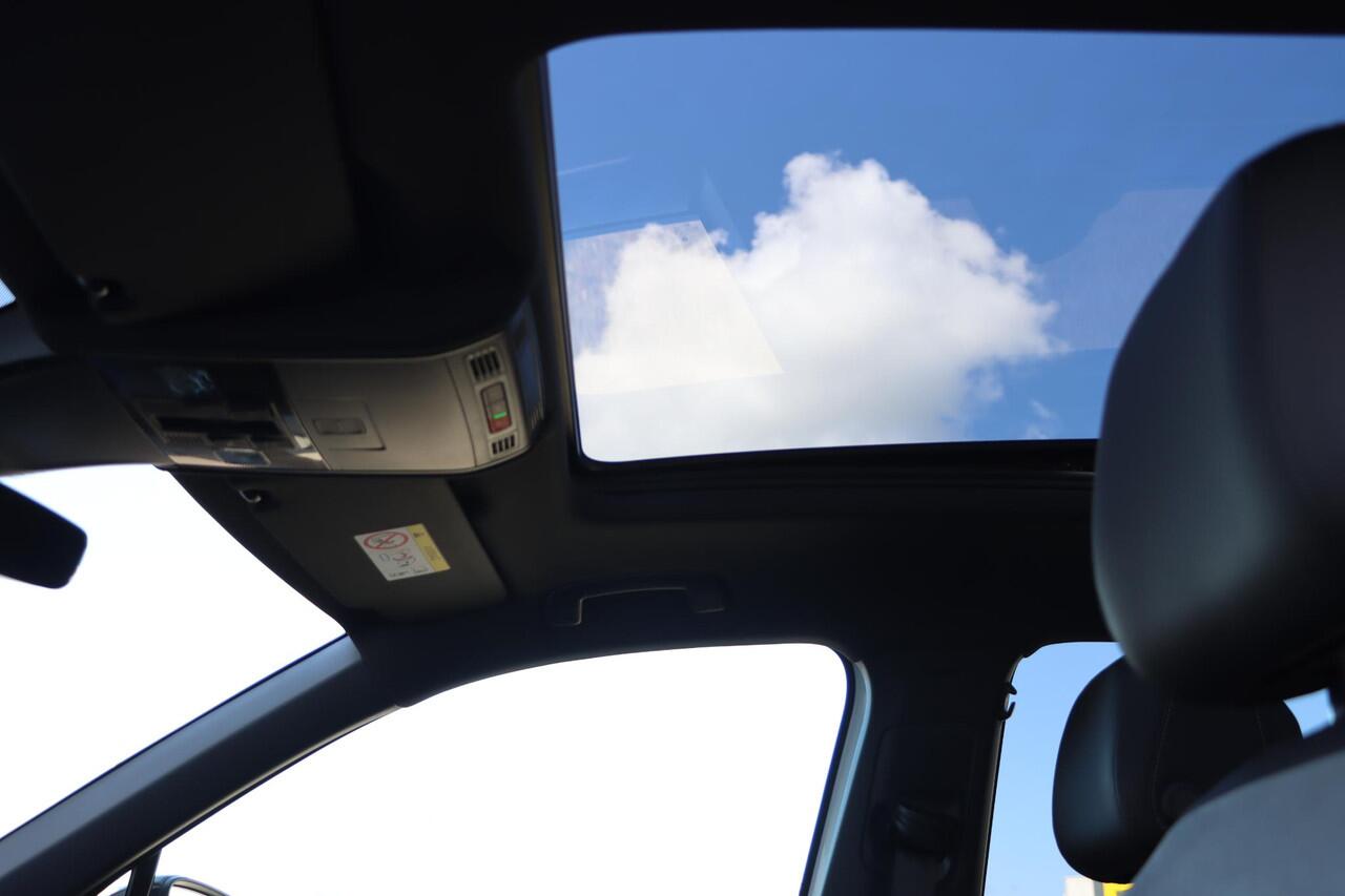 Volkswagen TIGUAN 1.4 TSI eHybrid R-Line Business+ | Pano | HUD | Discover Pro | DCC | 360°