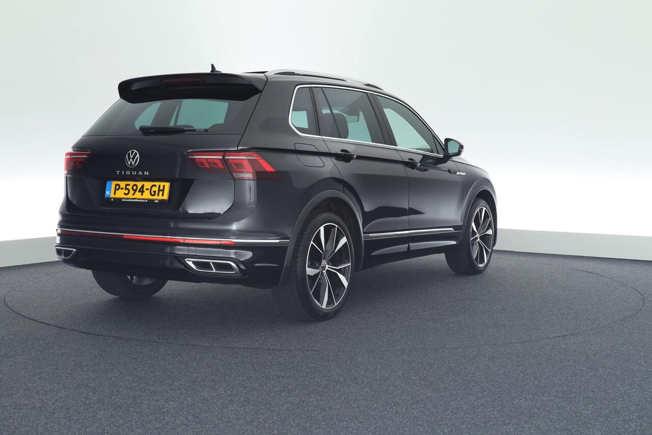 Volkswagen TIGUAN 1.5 TSI 150pk DSG R-Line Business+ Camera Keyless Stoelverwarming Virtual Cockpit Panoramadak Navigatie