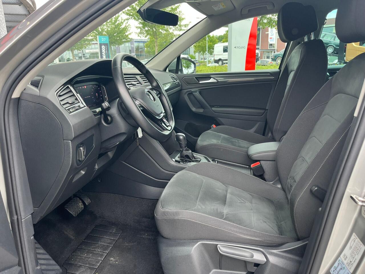 Volkswagen TIGUAN 1.5 TSI ACT Highline | Navigatie | Adaptieve Cruise Control | Climate Control |