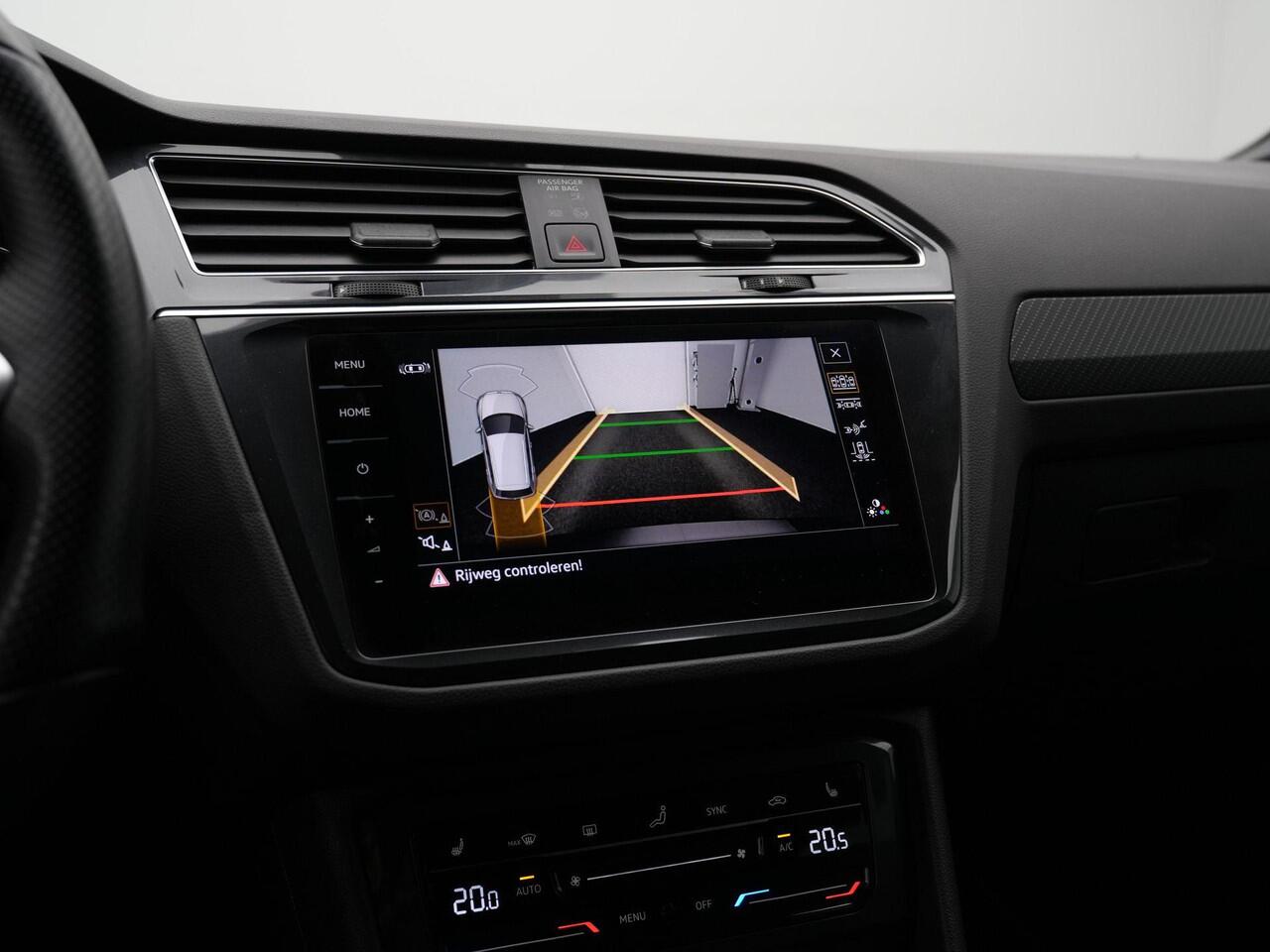 Volkswagen TIGUAN 1.4 TSI eHybrid 245 pk DSG R-Line | Navigatie Discover Pro | Adaptief onderstel | Stuur-/achterbankverwarming | Achteruitrijcamera