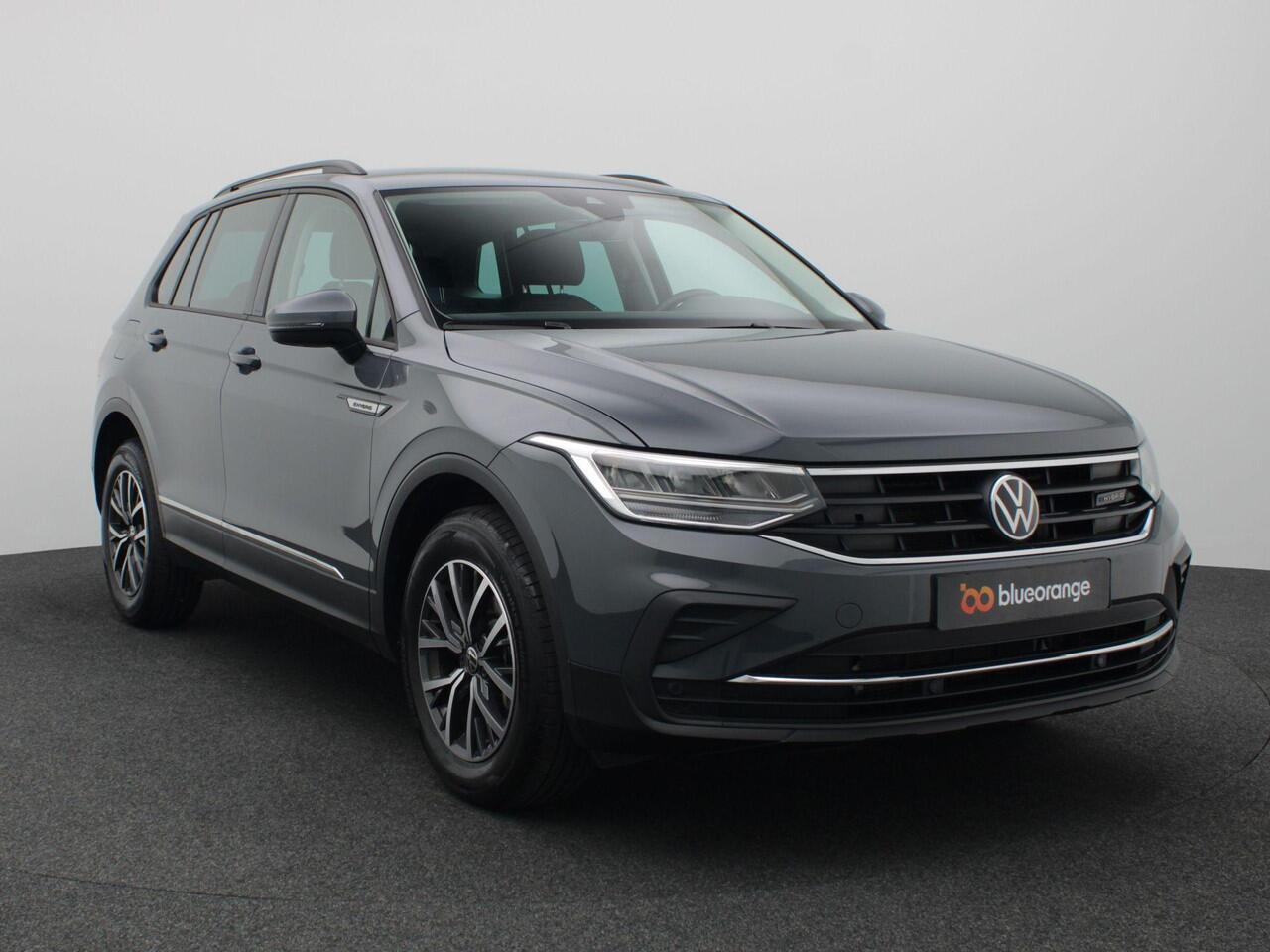 Volkswagen TIGUAN 1.4 TSI eHybrid Life Business 245PK DSG elek. bedienbare achterklep, achteruitrijcamera, keyless, full led, adaptive cruise, lane assist, navigatie, 17" lichtmetaal
