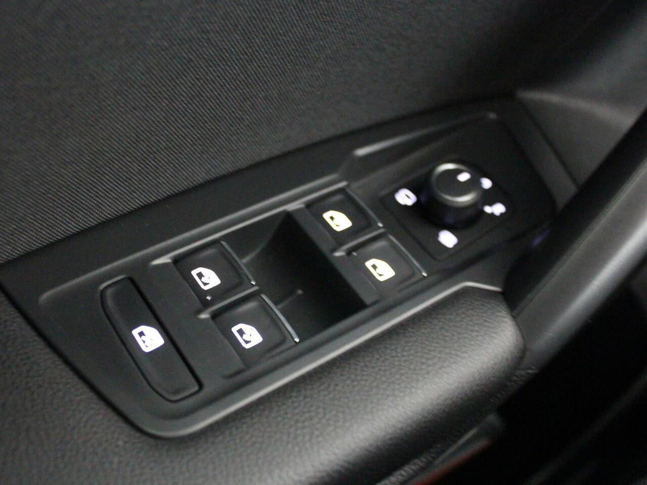 Volkswagen TIGUAN Allspace 1.5 TSI Highline Business R | Discover Pro | Dynaudio | Trekhaak | 360 Camera |*