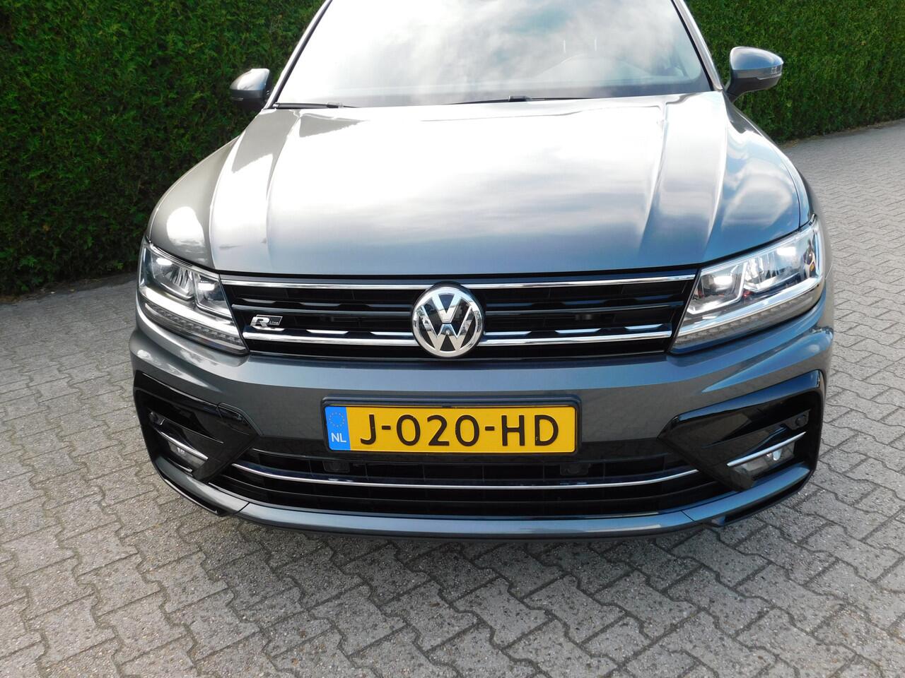 Volkswagen TIGUAN 1.5 TSI/DSG Highline R-line, Camera, Panoramdak, Trekhaak