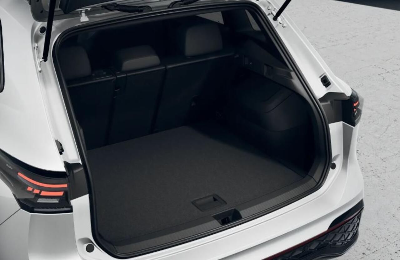 Volkswagen TIGUAN 1.5 eHybrid R-Line Edition !!!Profiteer ook van 4.000 EURO inruilpremie!!