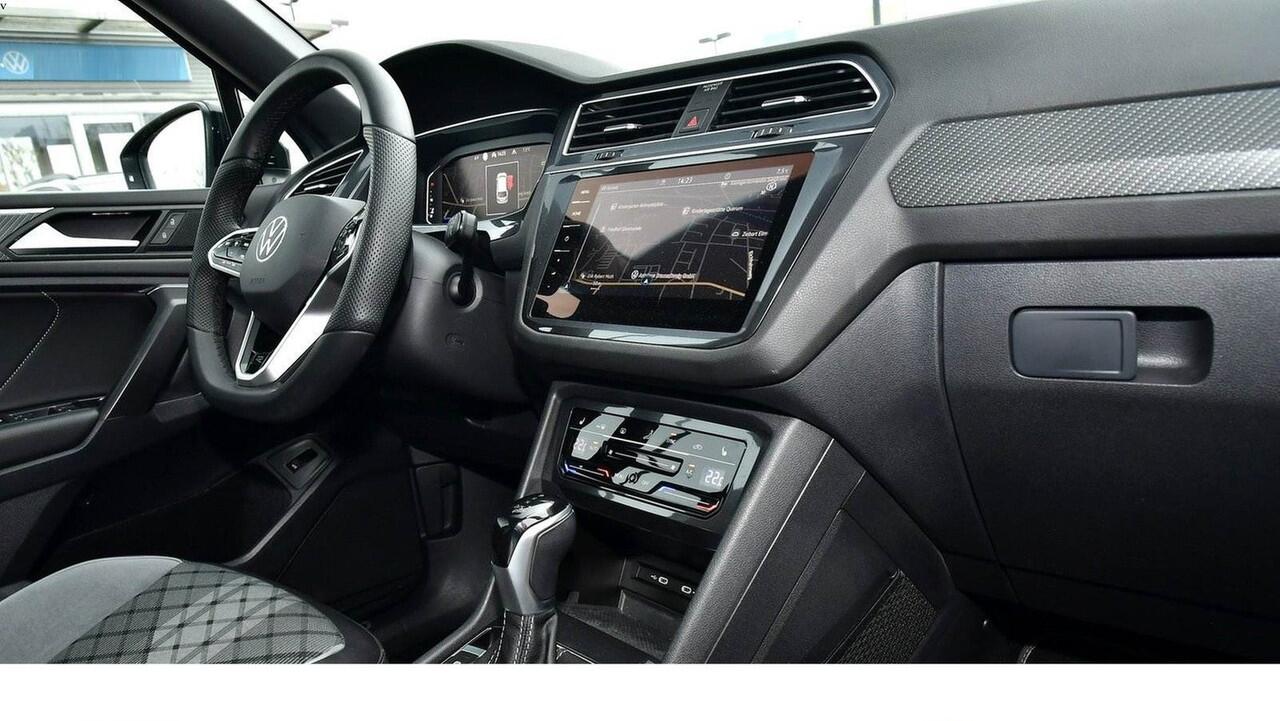 Volkswagen TIGUAN Allspace 2.0 TDI 200PK 4Motion R-Line 7-zitter ACC PANORAMADAK 360 CAMERA TREKHAAK