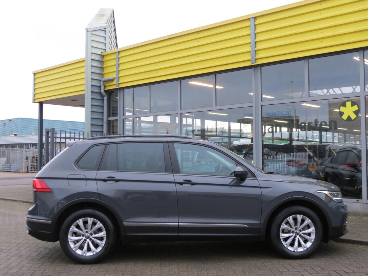 Volkswagen TIGUAN 1.5 TSI Life -150pk- Automaat | Camera | LED | Stoel- & Stuurverwarming | Rijklaarprijs incl. 1 jaar Bovag garantie