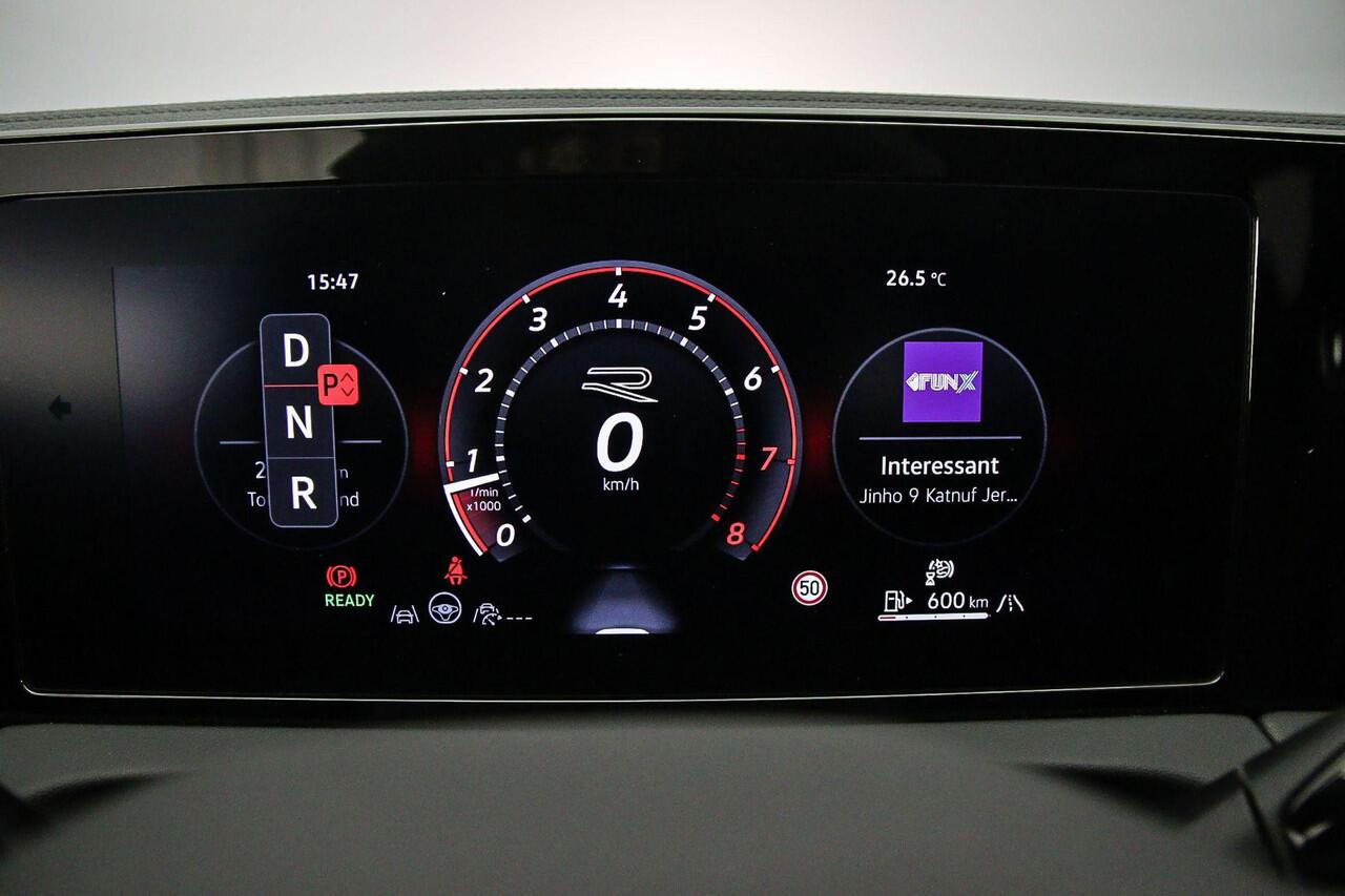 Volkswagen TIGUAN R-Line Edition 1.5 eTSI 150pk DSG Automaat Trekhaak, Panoramadak, Harman Kardon audio, Navigatie, Adaptive cruise control, Elektrische achterklep, Achteruitrijcamera