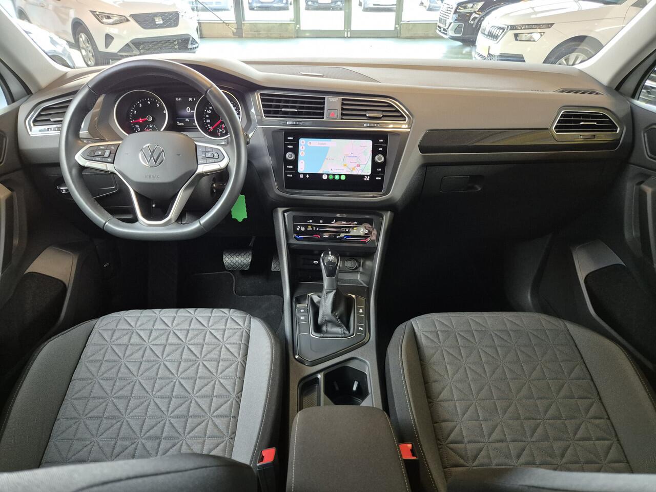 Volkswagen TIGUAN 1.5 TSI Life -150pk Automaat | LED | Lane Assist | Rijklaarprijs incl. 1 jaar Bovag garantie