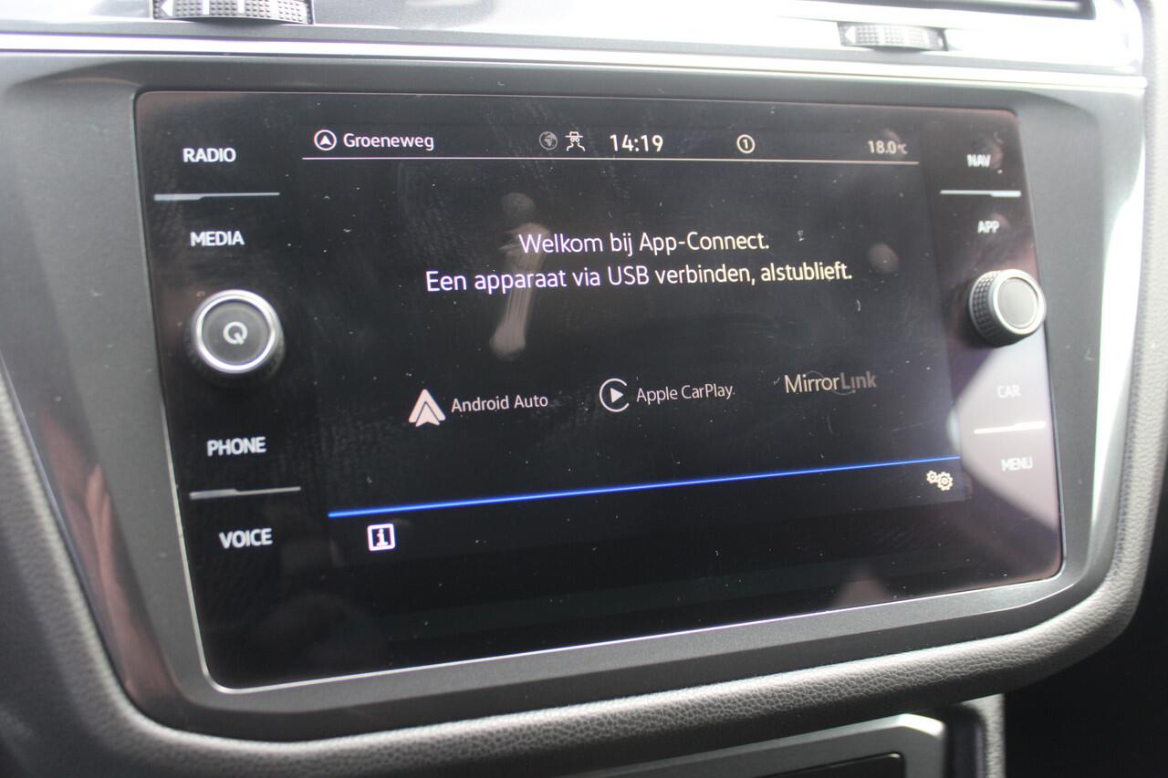 Volkswagen TIGUAN Allspace 1.5 TSI Life Business - 7 PERSOONS - PANODAK - TREKHAAK - VIRT. COCKPIT -