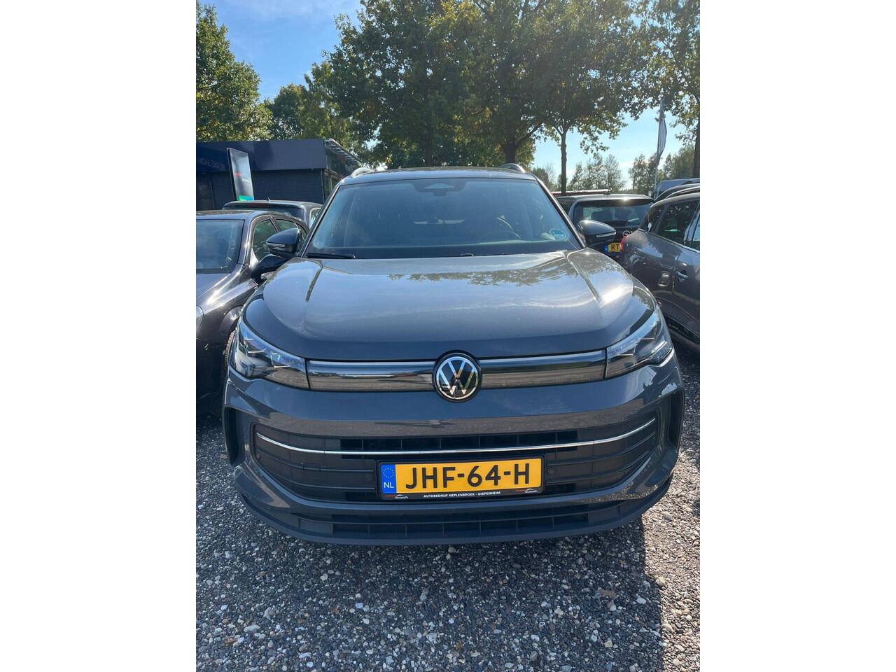 Volkswagen TIGUAN 1.5 eTSI Life Edition | Automaat | Stoelverwarming | Digital Cockpit | Navigatie | Achteruitrijcamera | IQ-Light LED Matrix | 2024 KM 23.000