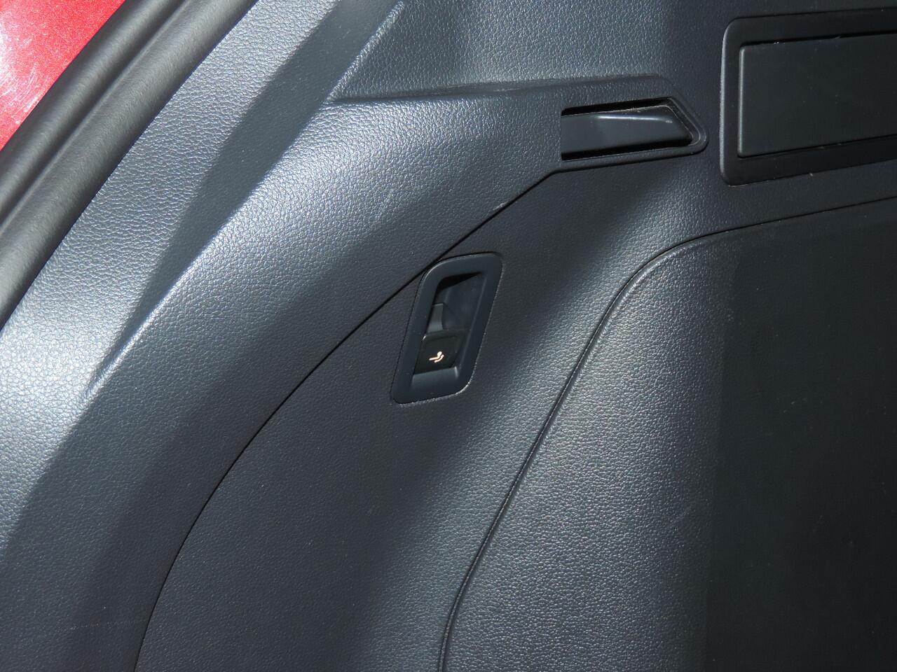 Volkswagen TIGUAN 1.4 TSI 245pk eHybrid Active DSG - ACC | Camera | CarPlay | Dodehoek | Stoel/stuurverw. | Elektr. klep | Elek. Trekhaak