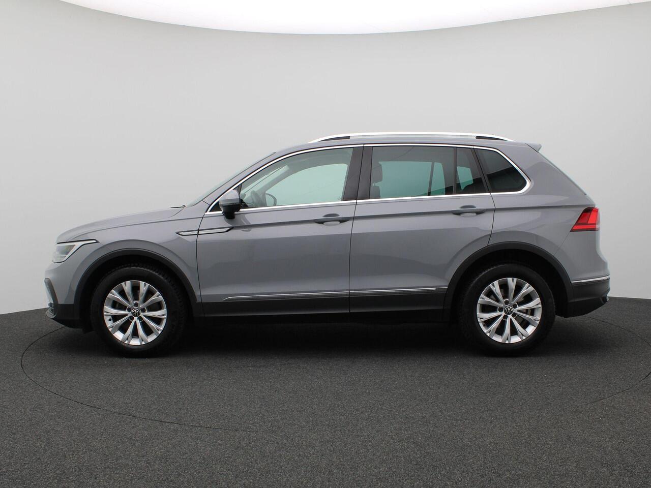 Volkswagen TIGUAN 1.5 TSI Life Business 130PK Adaptieve Cruise Controle, Keyless, Navi, PDC voor en achter, Clima, Digital Cockpit, 17" LM Velgen