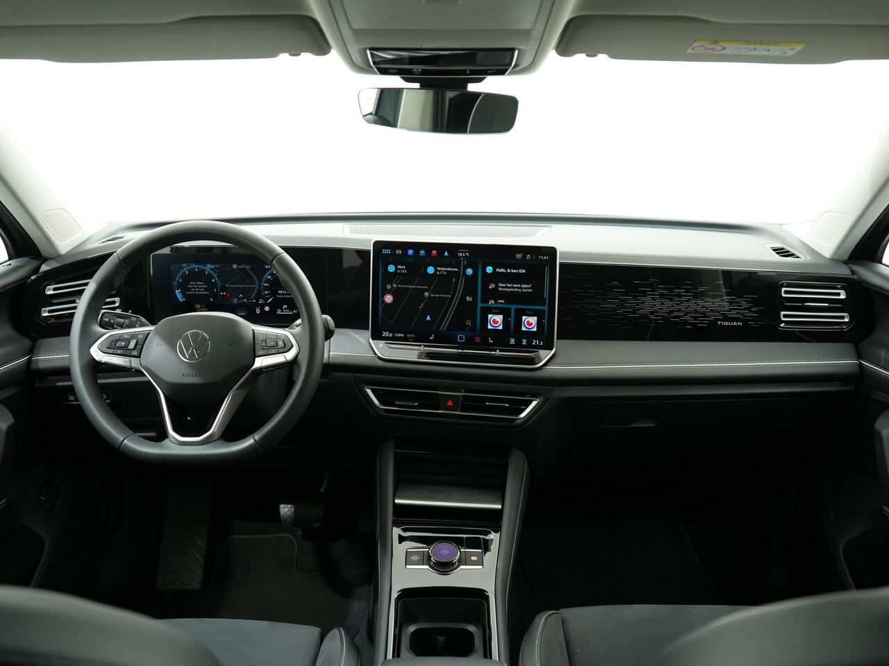 Volkswagen TIGUAN 1.5 eTSI 150PK ELEGANCE DSG7 | Navi | 360 camera | Massage