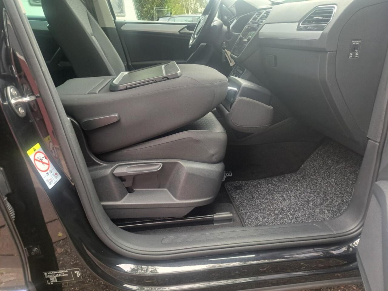 Volkswagen TIGUAN 1.5 TSI ACT 150 Pk Comfortl. Bs. Dsg-7 NAV. PDC