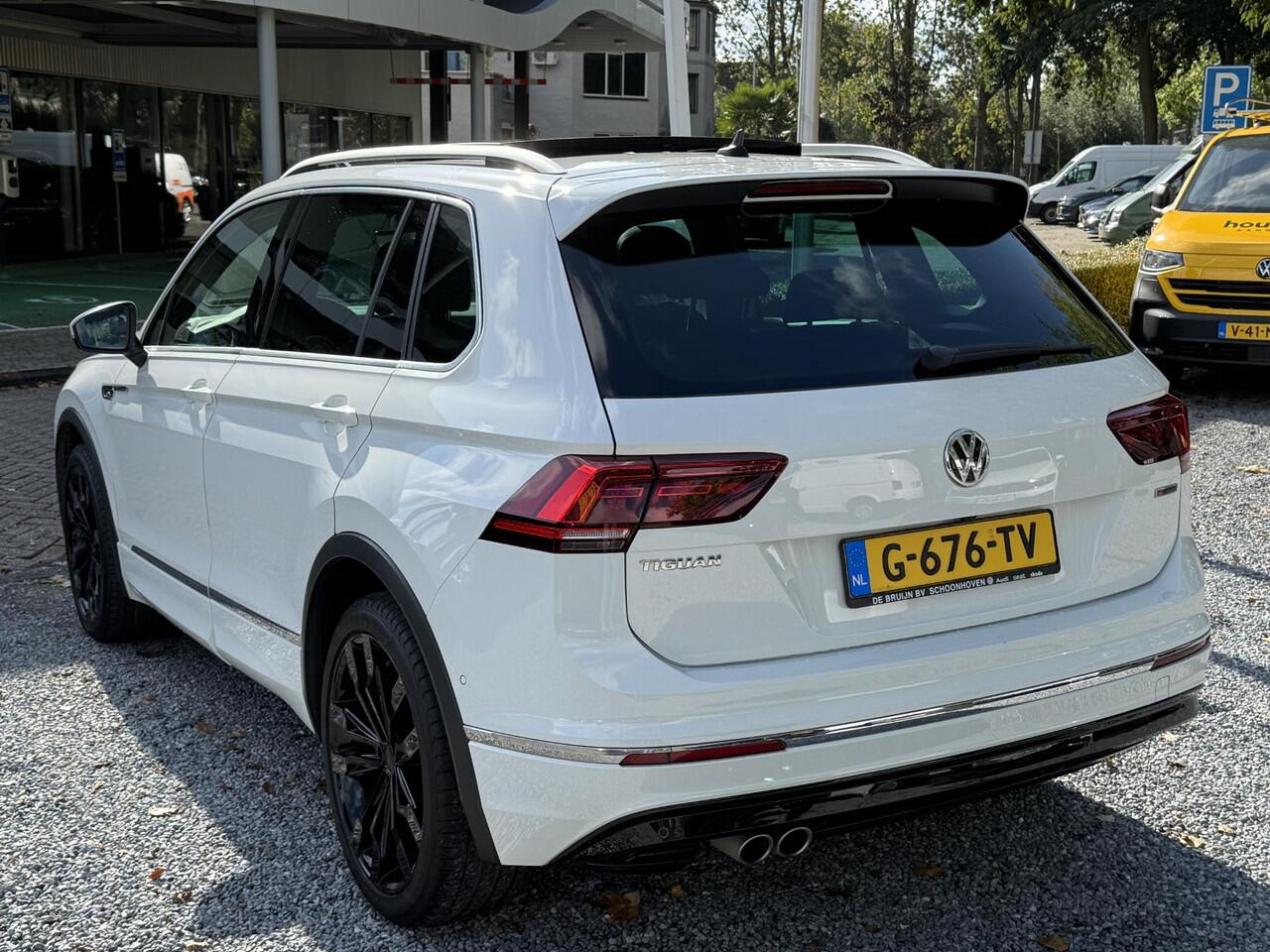 Volkswagen TIGUAN 2.0 TSI DSG 4M R-Line (2x) (Pano,Camera,Virtual)